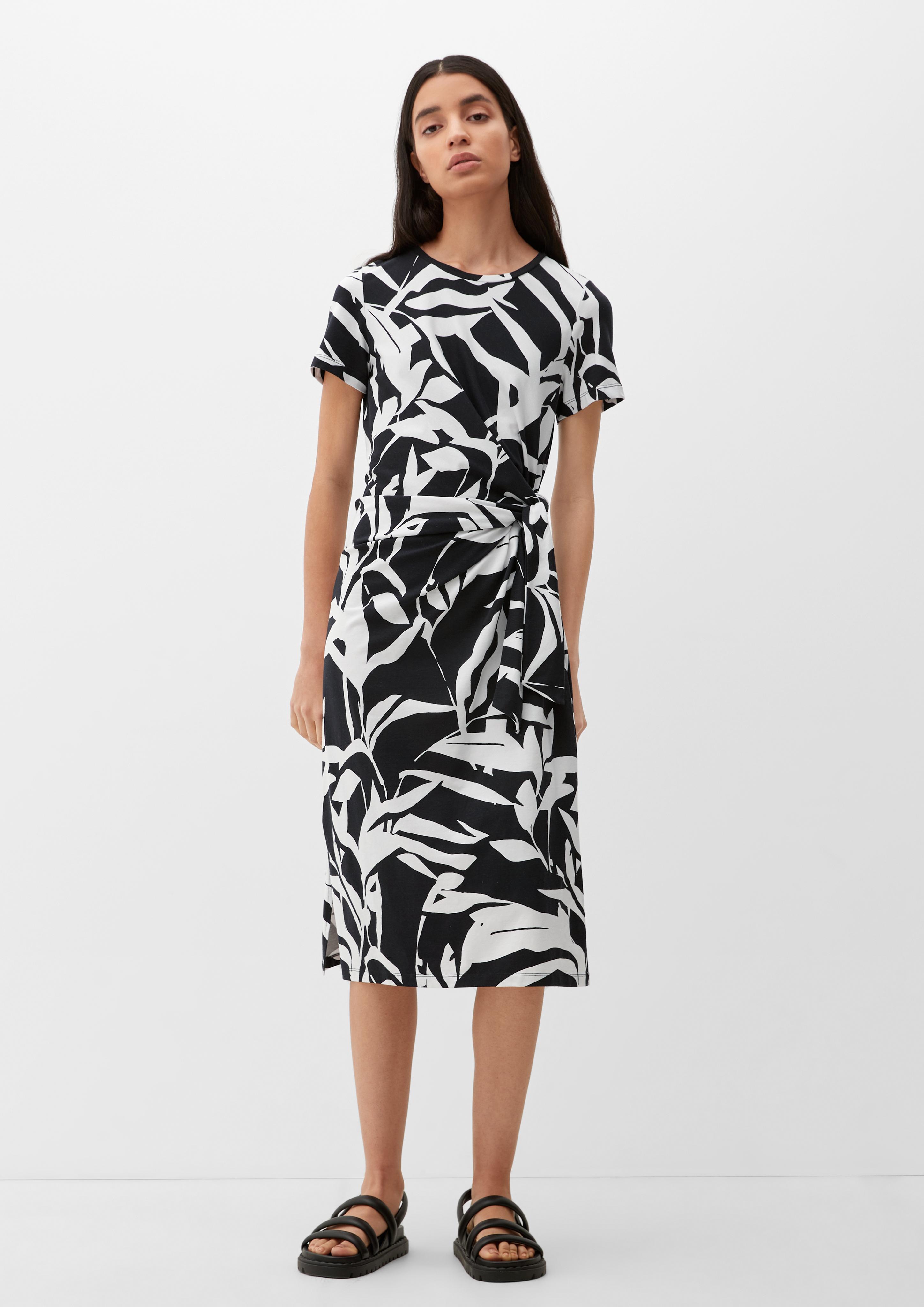 Kleid aus Baumwollstretch  2131926-99A3