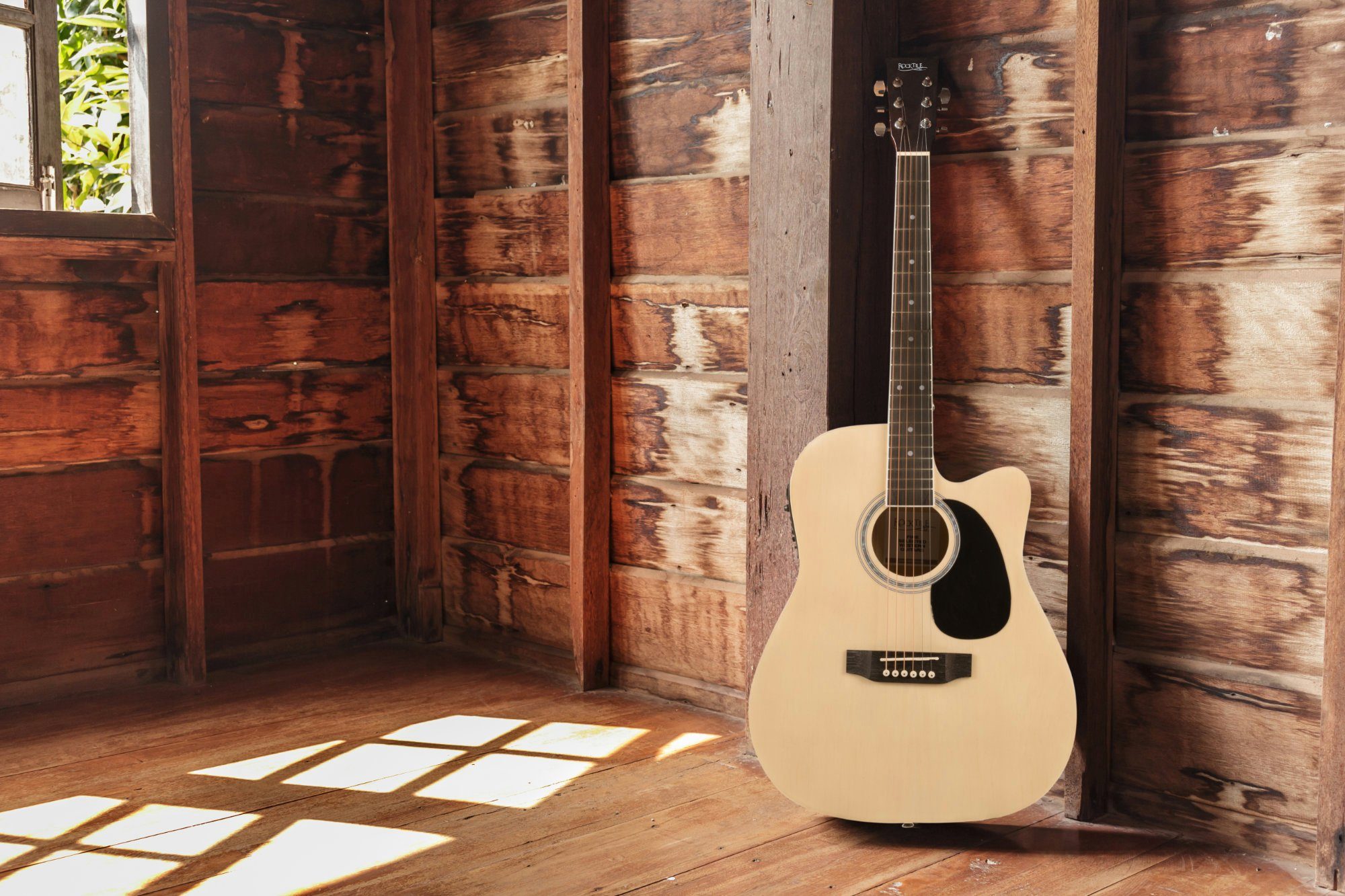 Rocktile Westerngitarre WSD-8CE-NT Slim Line Westerngitarren Set - Dreadnought Akustik Gitarre, Set inkl. Tasche, Ersatzsaiten, Gurt und Plektren