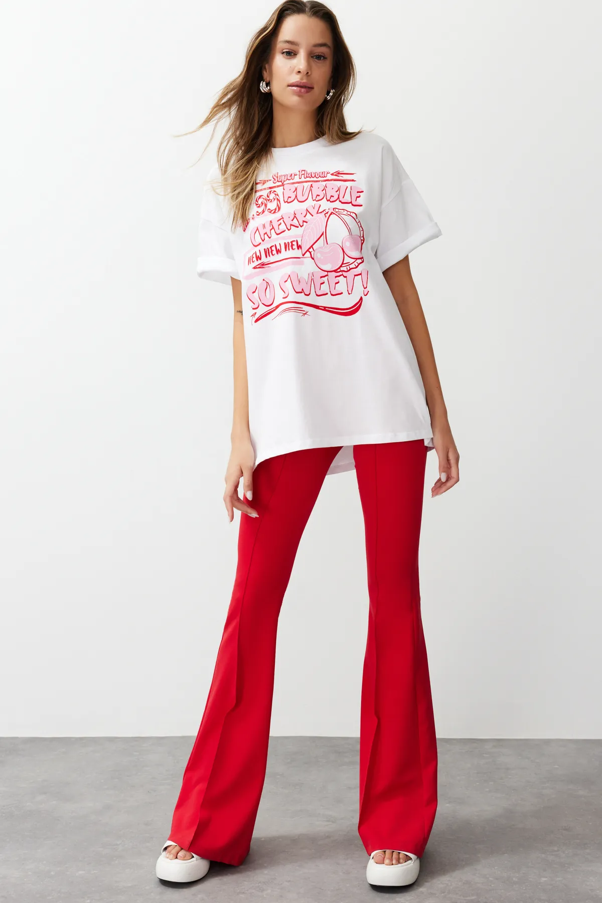 Trendyol Collection  T-Shirt - Weiß - Oversized