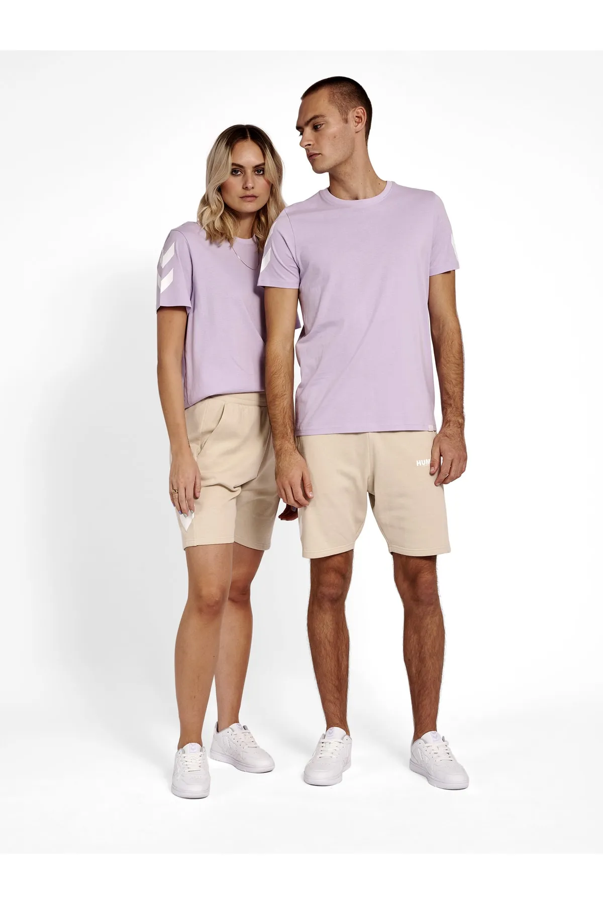 hummel  hmlLEGACY CHEVRON T-SHIRT