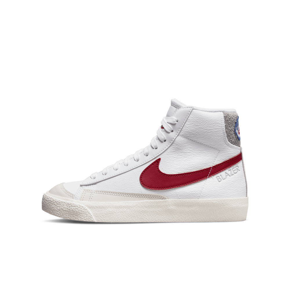 Nike Blazer Mid 77 DH9700-100 / weiss