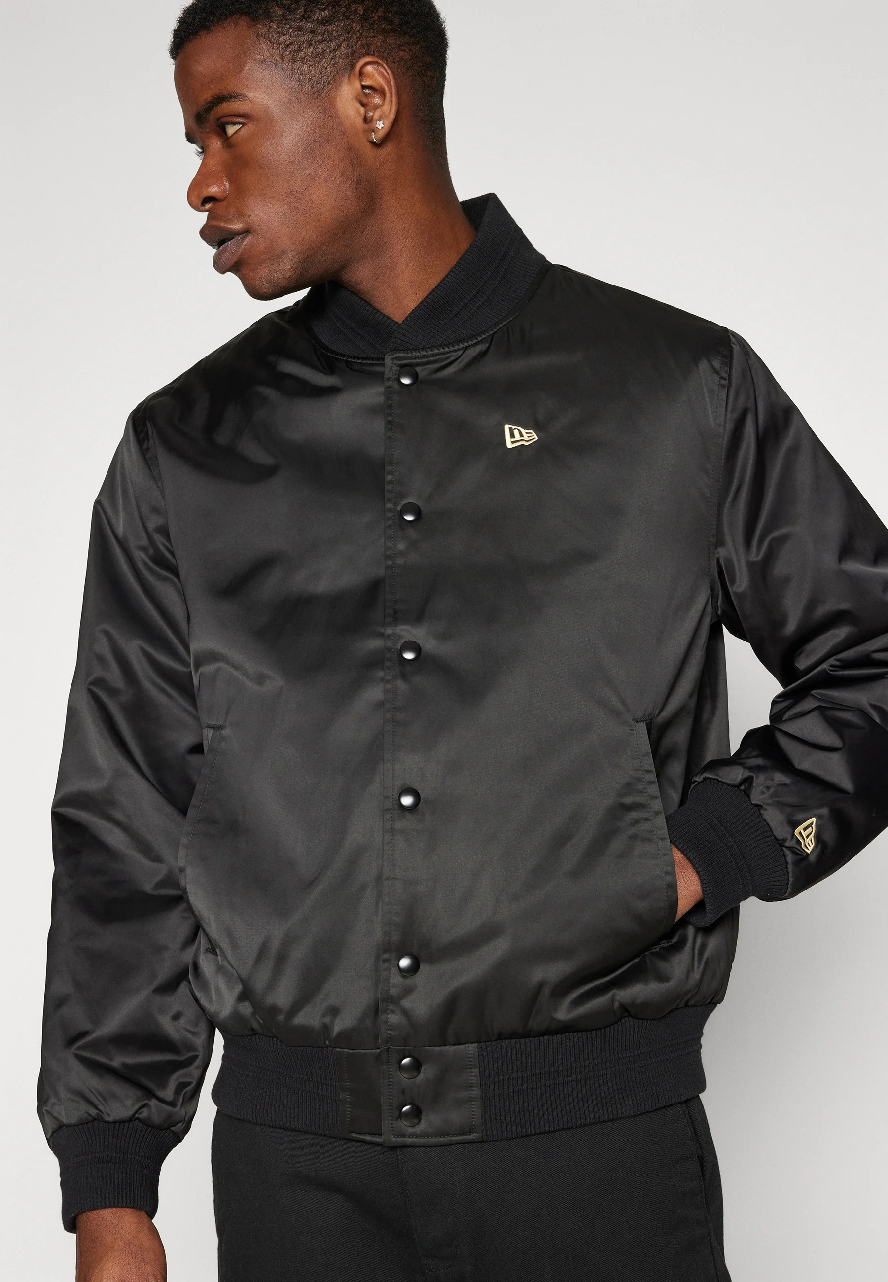 Chaqueta bomber New Era