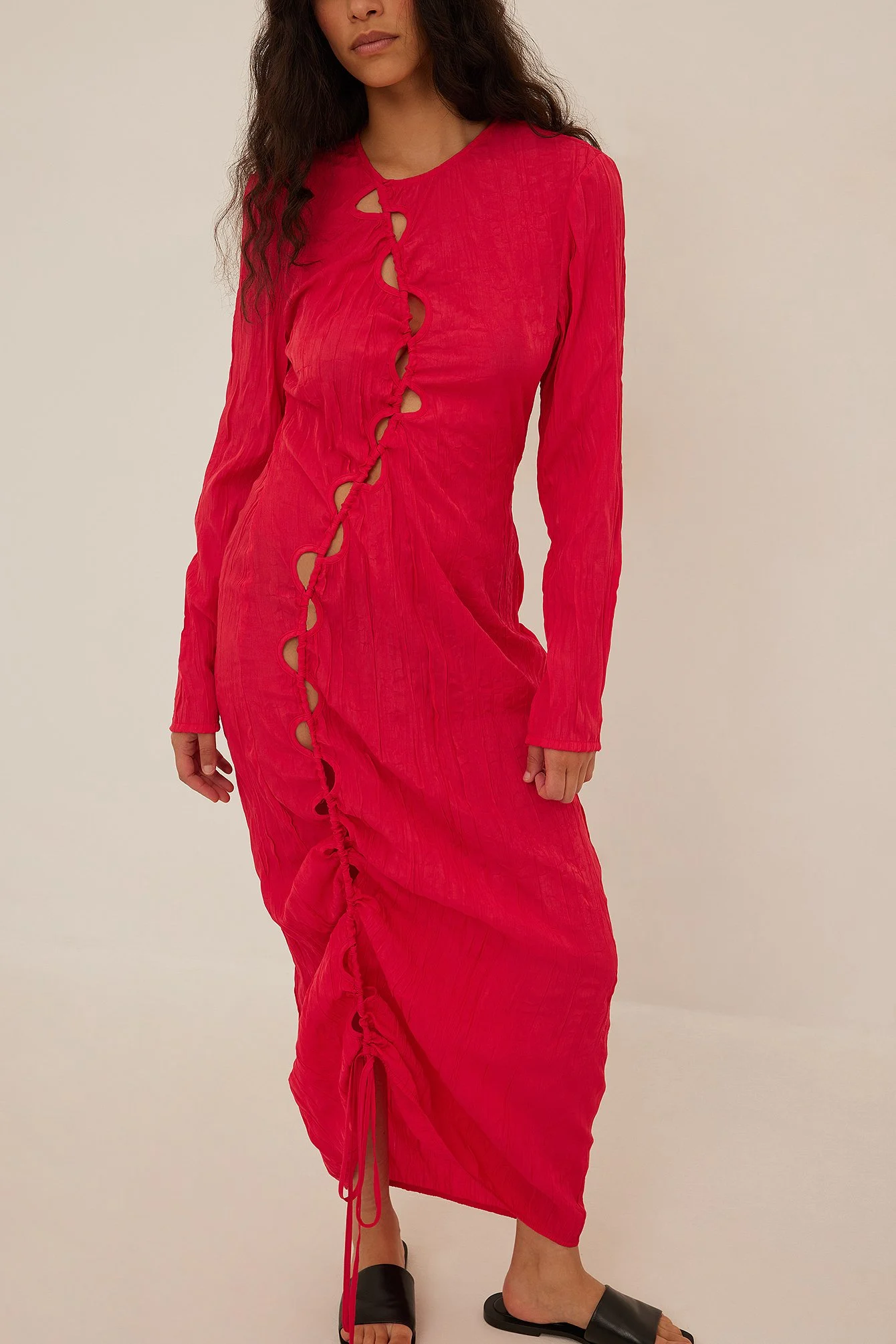 Maxikleid mit Lochdetails
