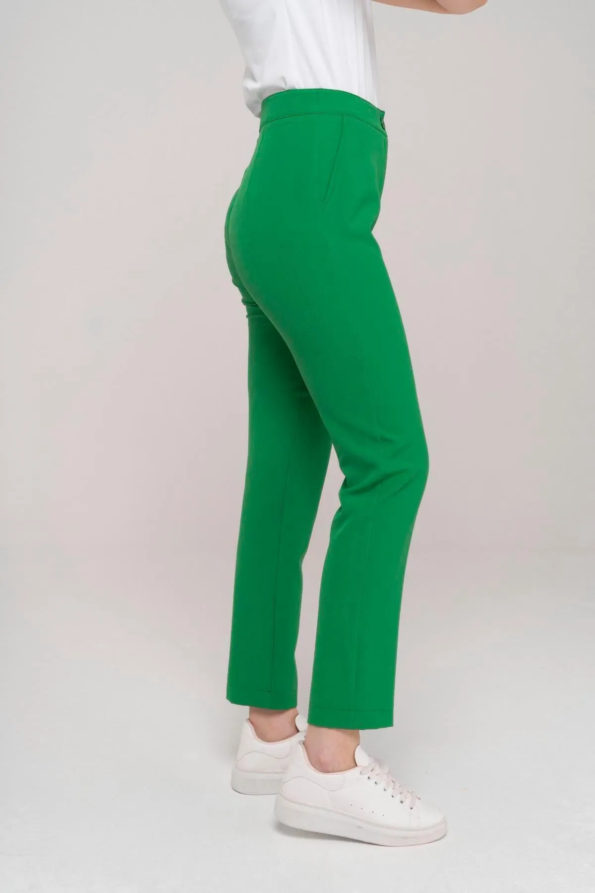 Olcay  Enge Hose Grün 7559