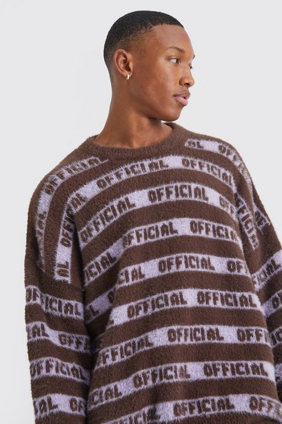 Flauschiger Oversize Pullover mit Official-Streifen