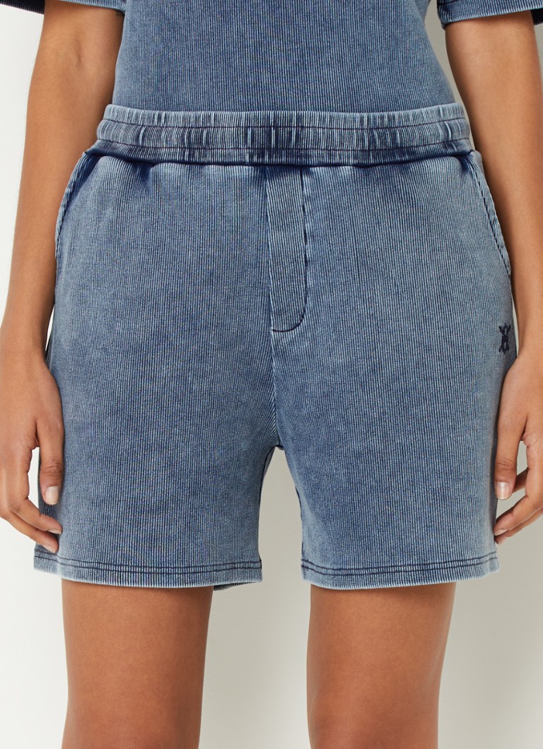 Pantaloni scurți sport Abasi cu șnur, talie medie, croială dreaptă.