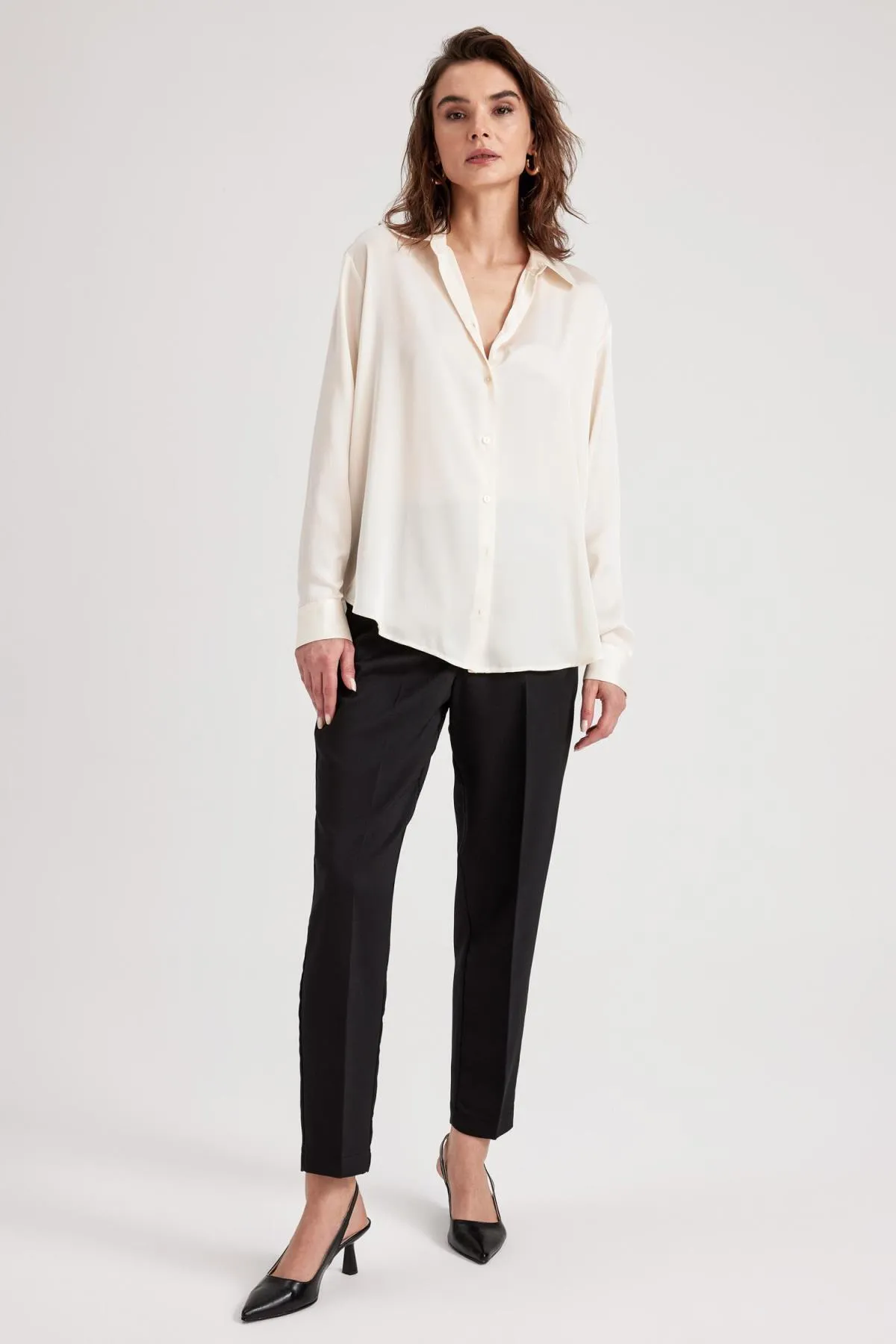 DeFacto  Slim-Fit-Hose mit hoher Taille W9757az23sm
