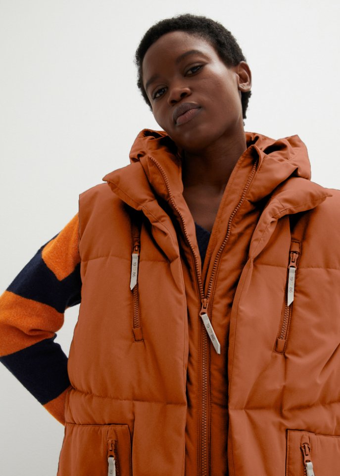 Oversize Puffer-Weste aus recyceltem Polyester mit Kapuze