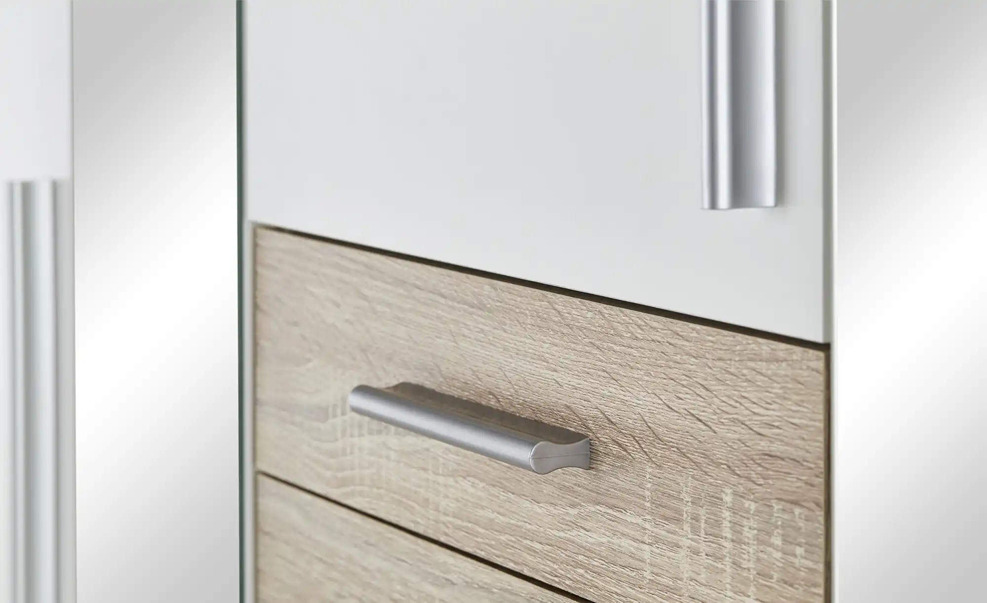 Kleiderschrank
