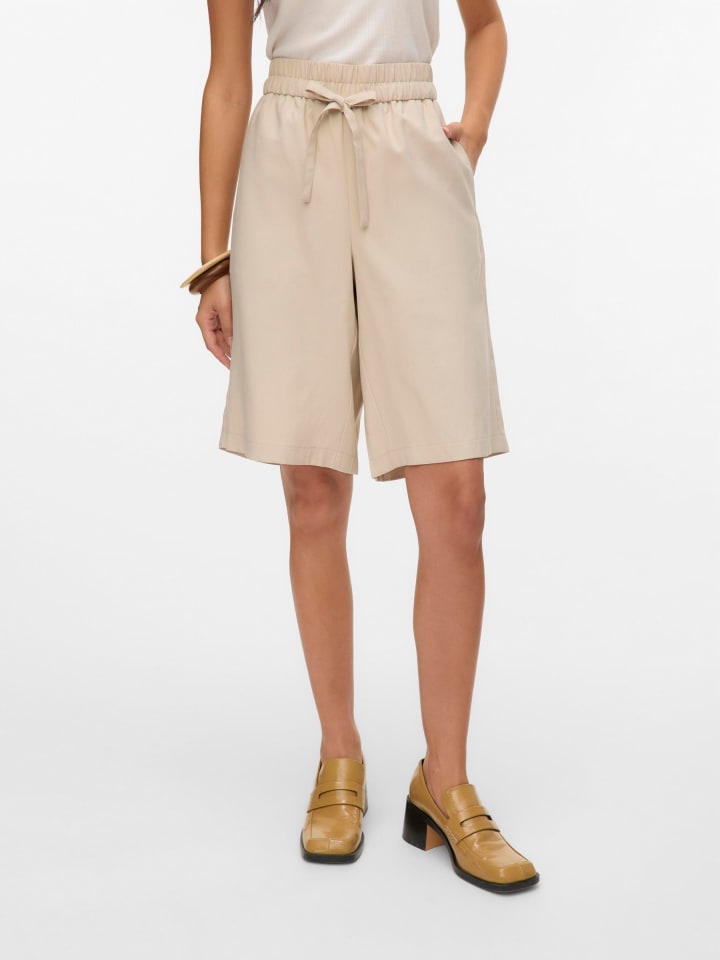 Vero Moda Shorts in Silver Lining günstig kaufen