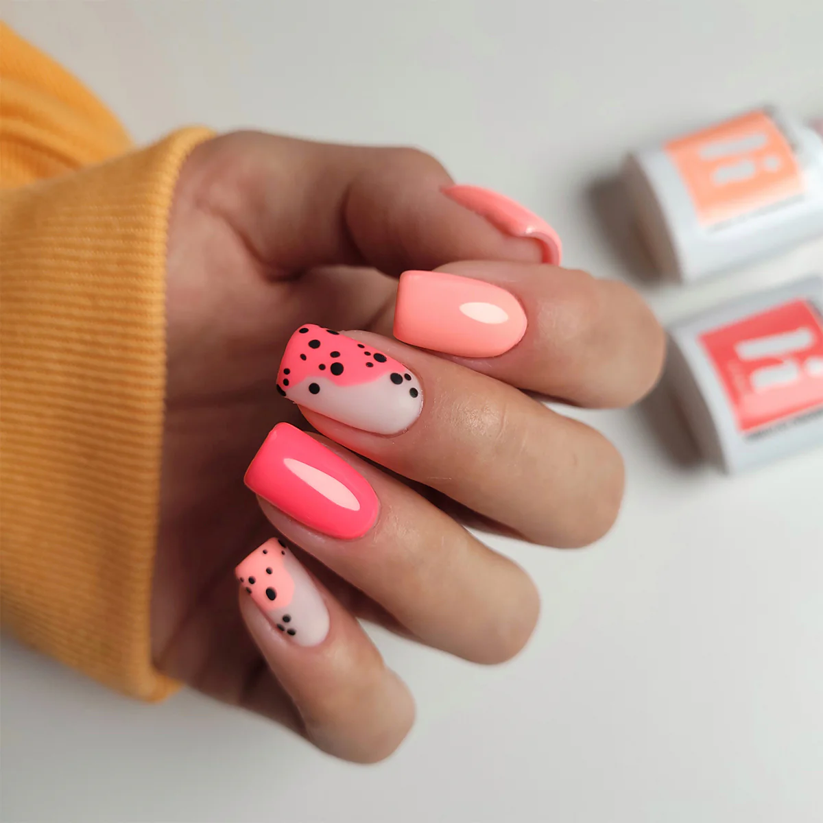 Esmalte em gel UV com borboletas, semipermanente - Esmalte com efeito gel