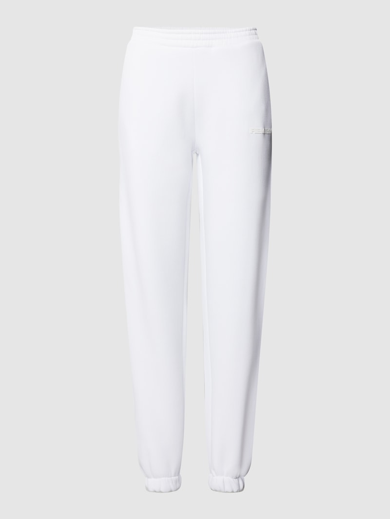 Sweatpants mit Label-Print in weiß