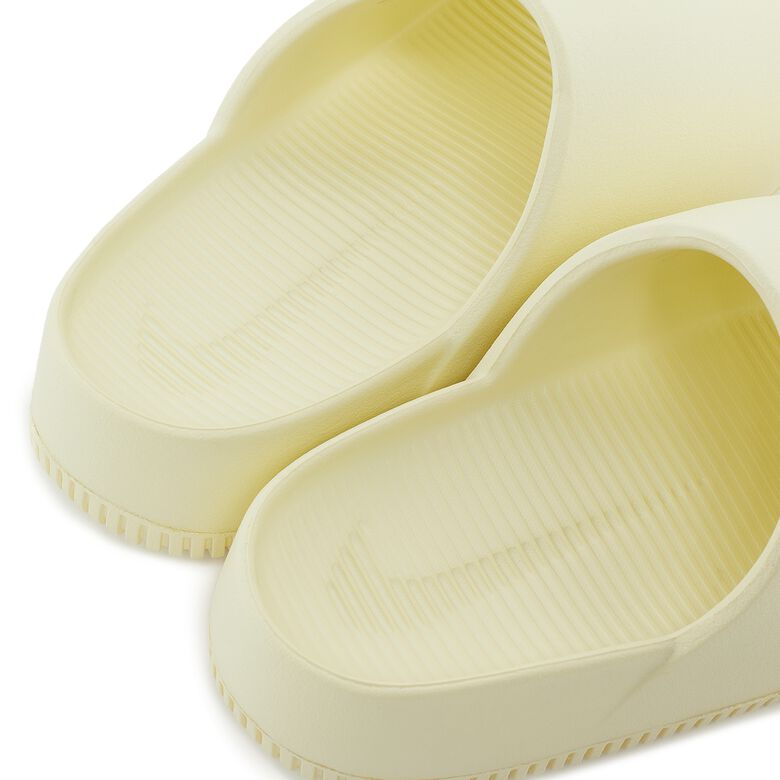 NIKE Wmns Calm Slide 