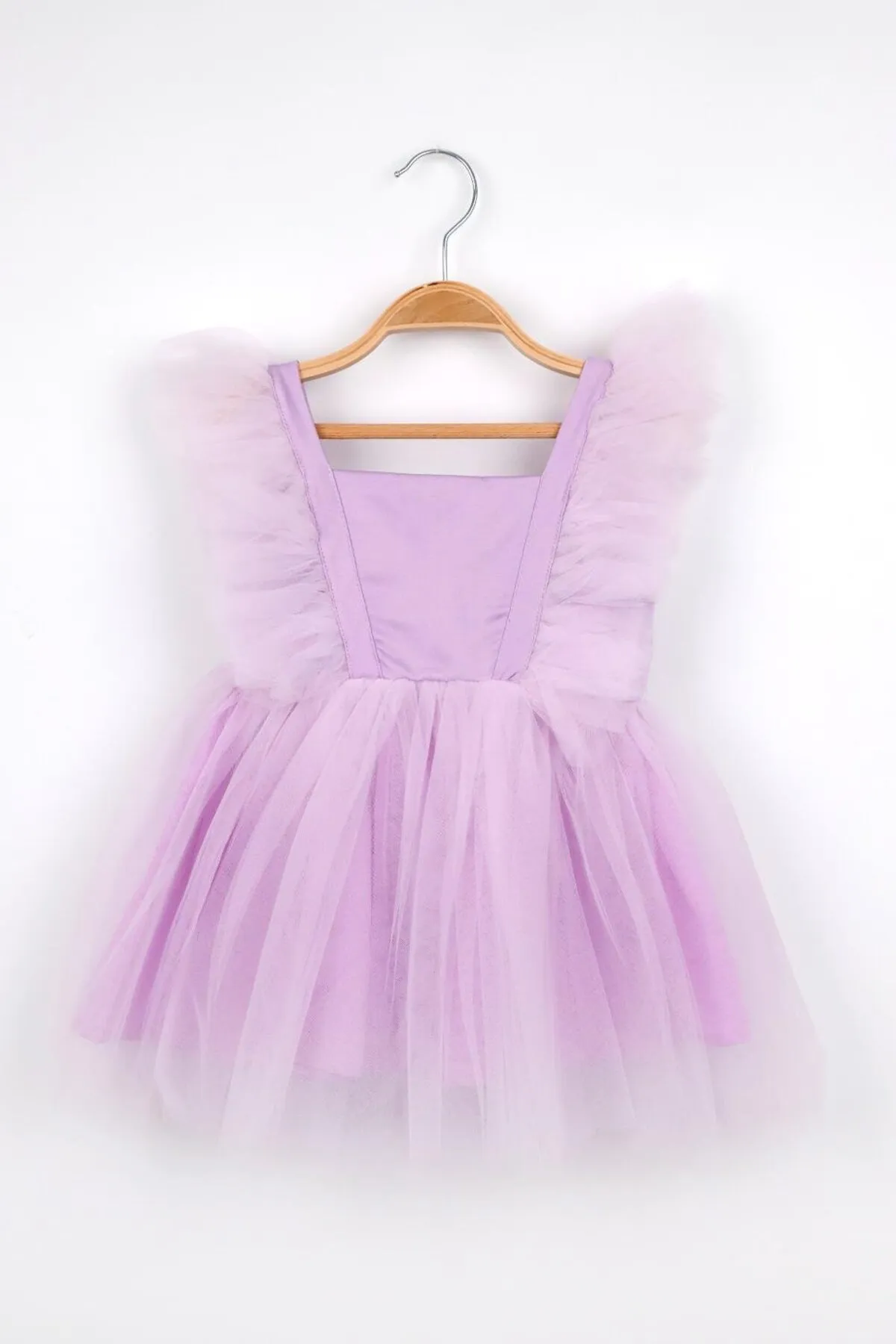 Le Mabelle  Lilafarbenes Mädchenkleid mit Tüllschultern – Caroline