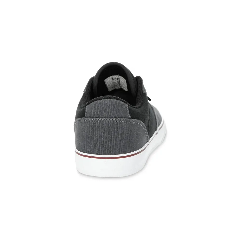 Etnies Blitz 4101000510 022 / schwarz