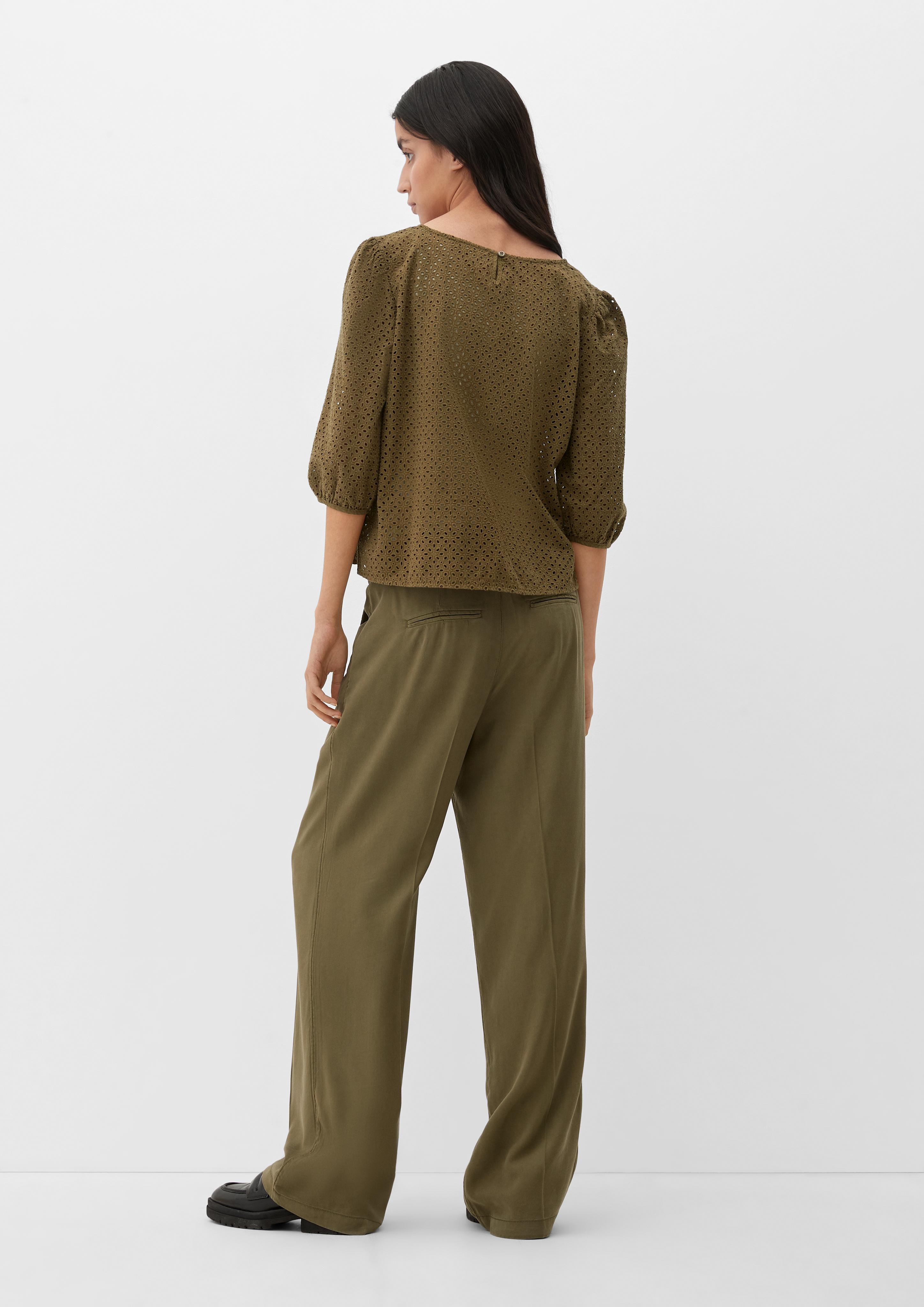 Bluse aus Broderie Anglaise  2128356-77L4