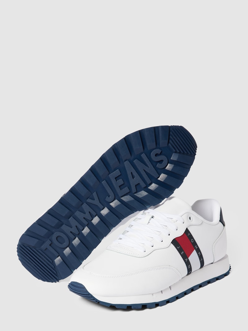 Sneaker mit Label-Details Modell 'TOMMY JEANS LEATHER RUNNE' in weiß