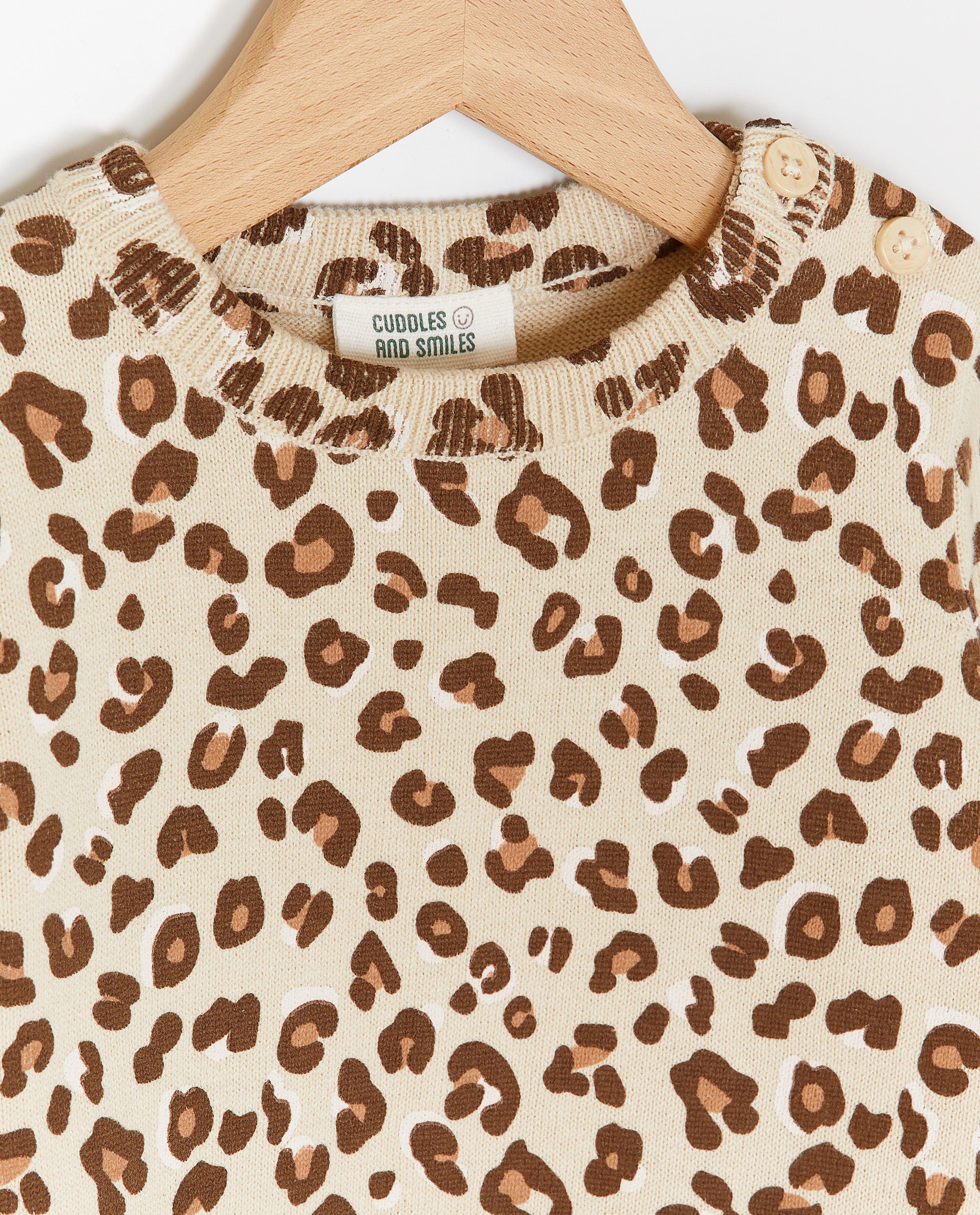 Pulover cu imprimeu leopard Cuddles and Smiles bej deschis