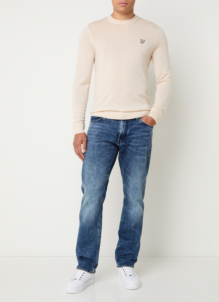 Pulover Lyle & Scott din lână merinos de înaltă calitate, cu logo brodat.