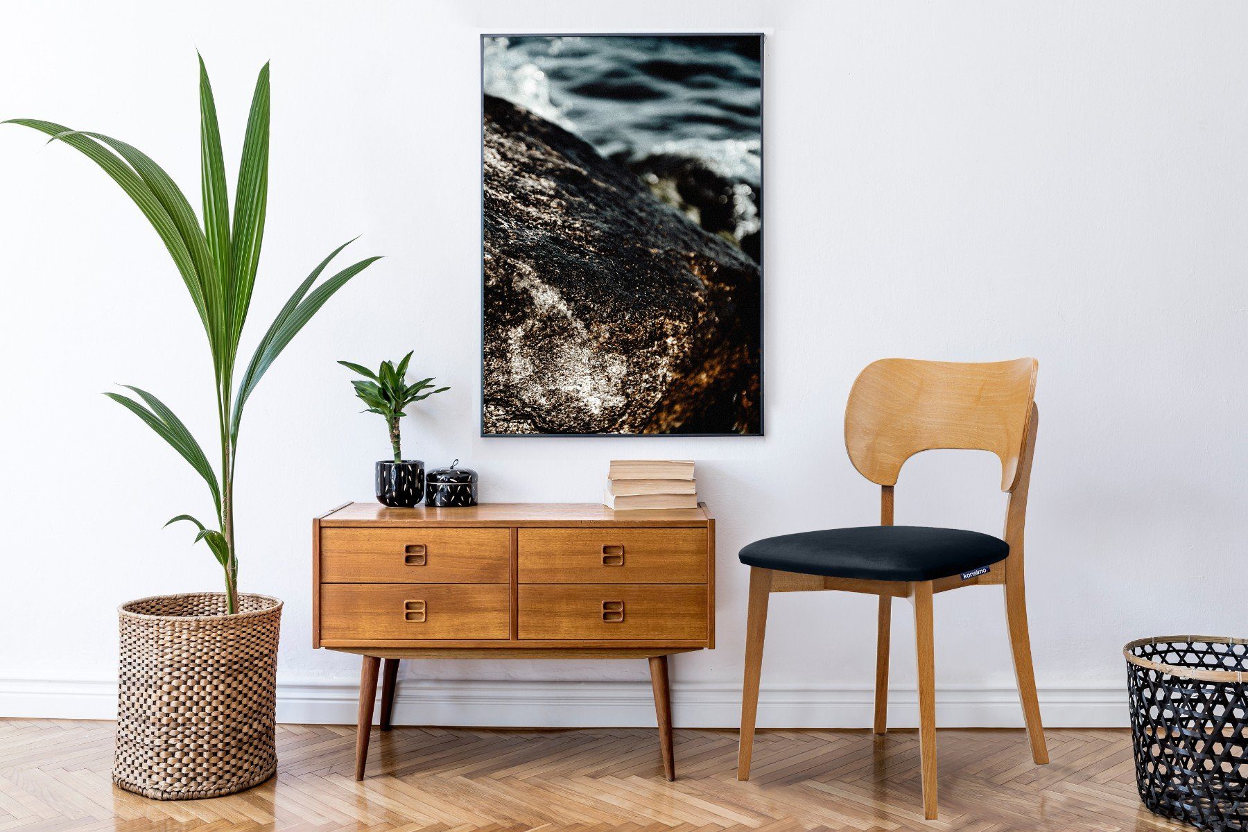 Konsimo Holzstuhl LYCO Küchenstühl Esstischstühl Wohnzimmerstühl Esszimmer Stühl Eiche (Esszimmerstühl, 2 St), Velours-Sitz, Gestell aus Massivholz