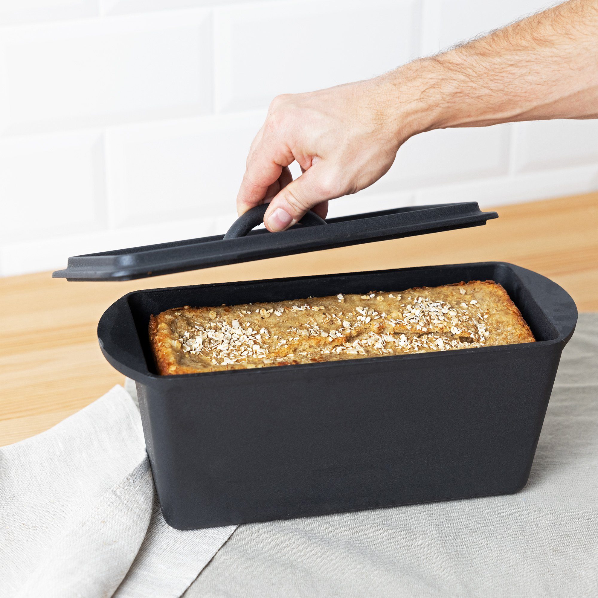Navaris Brotbackform Gusseisen Brotbackform mit Deckel - 34x13,5x17cm - Dutch Oven