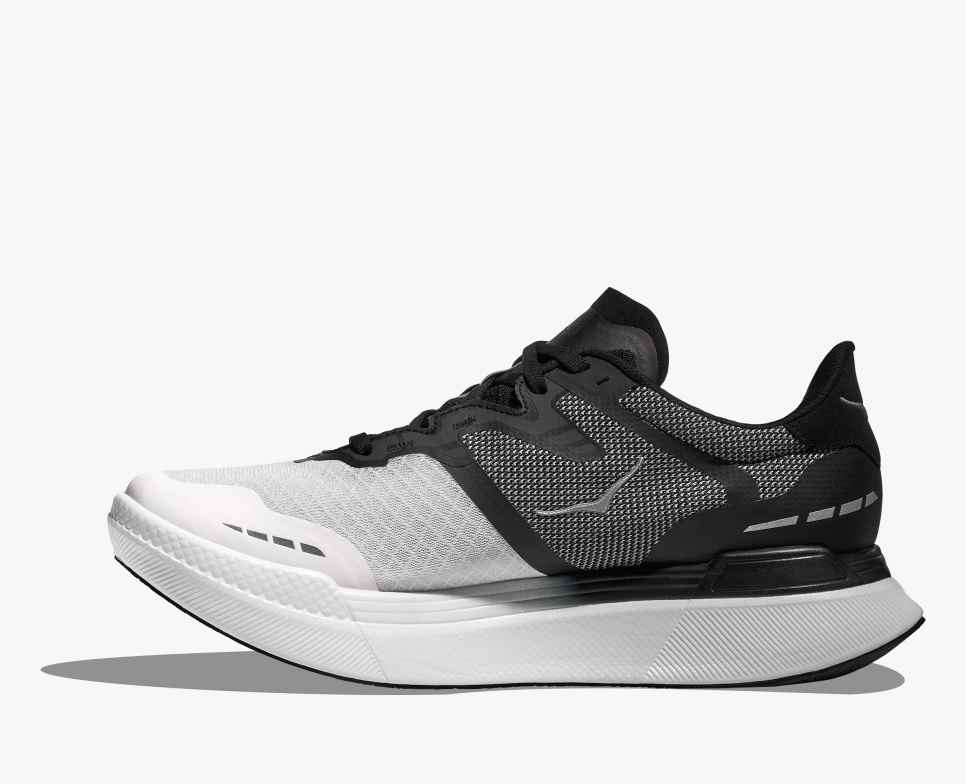Transport X Black/White
