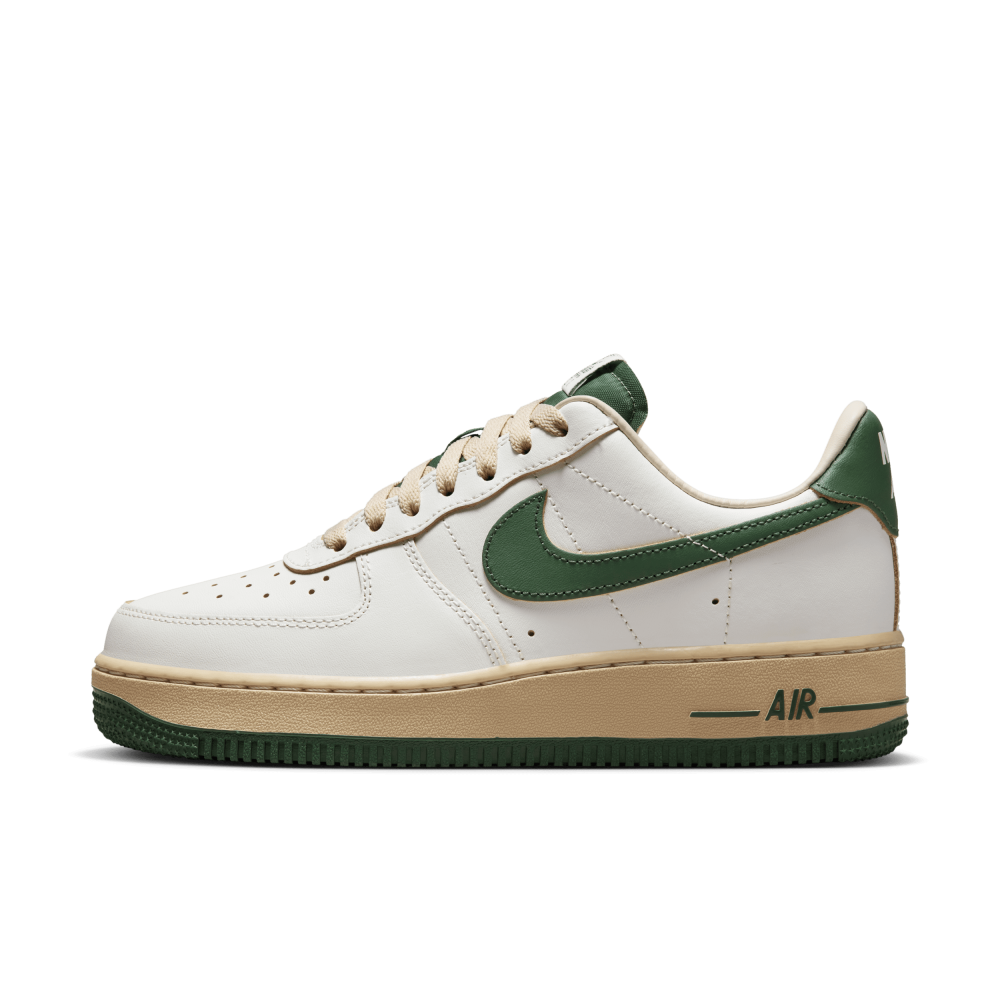 Nike Air Force 1 WMNS 07 LV8 Low DZ4764 133 / weiss