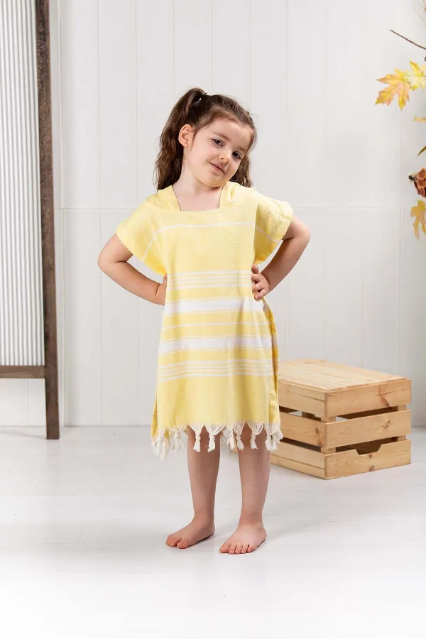 Formeya  Kinder-Bademantel, Poncho, 100 % Baumwolle, Strandtuch, Pestemal, Gelb