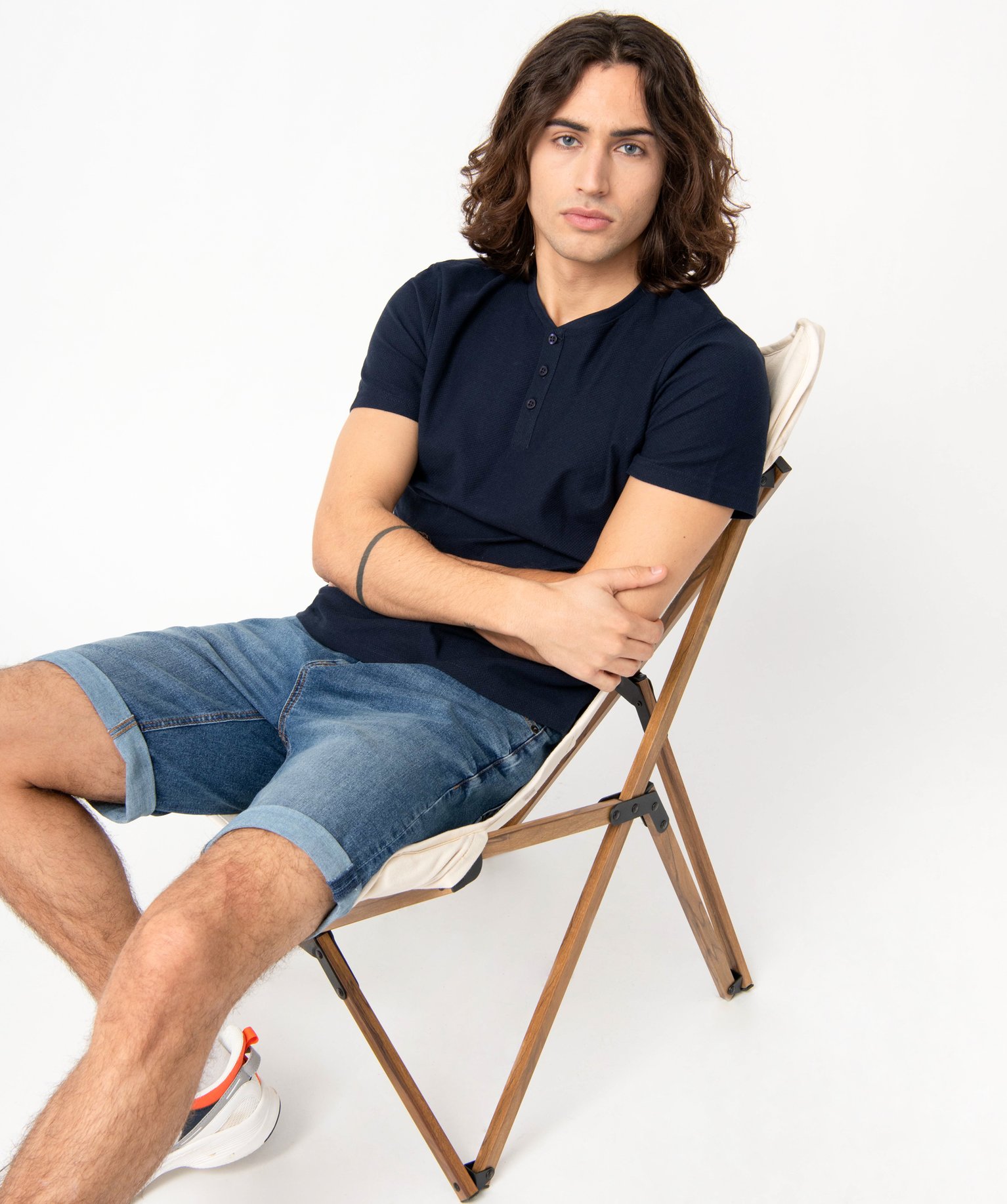 Tee-shirt homme col tunisien en maille texturée bleu fonce | GEMO