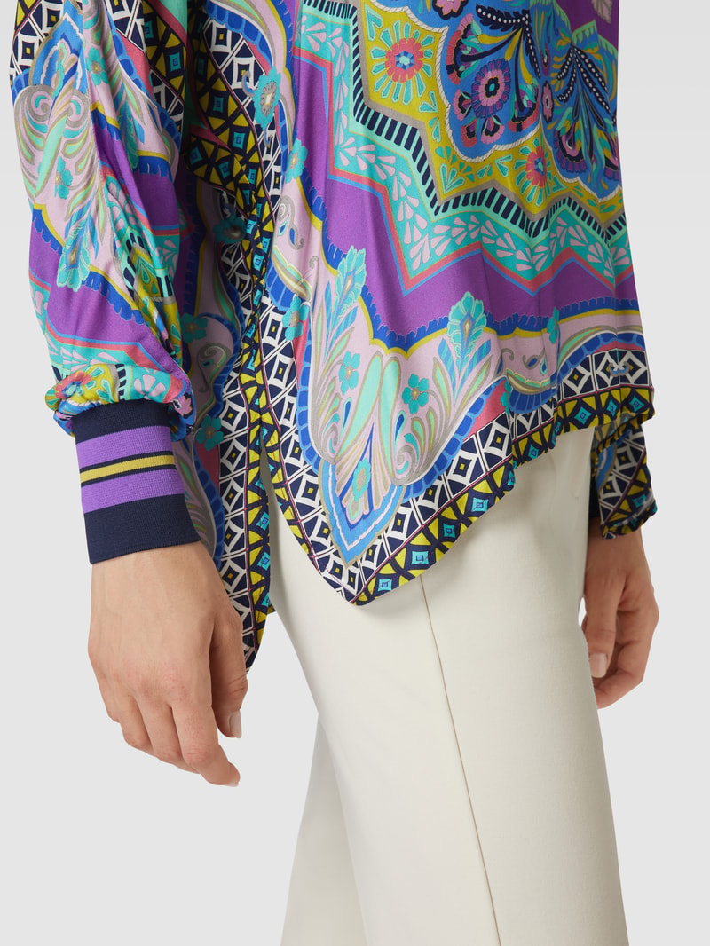 Bluse aus Viskose mit Allover-Muster in flieder