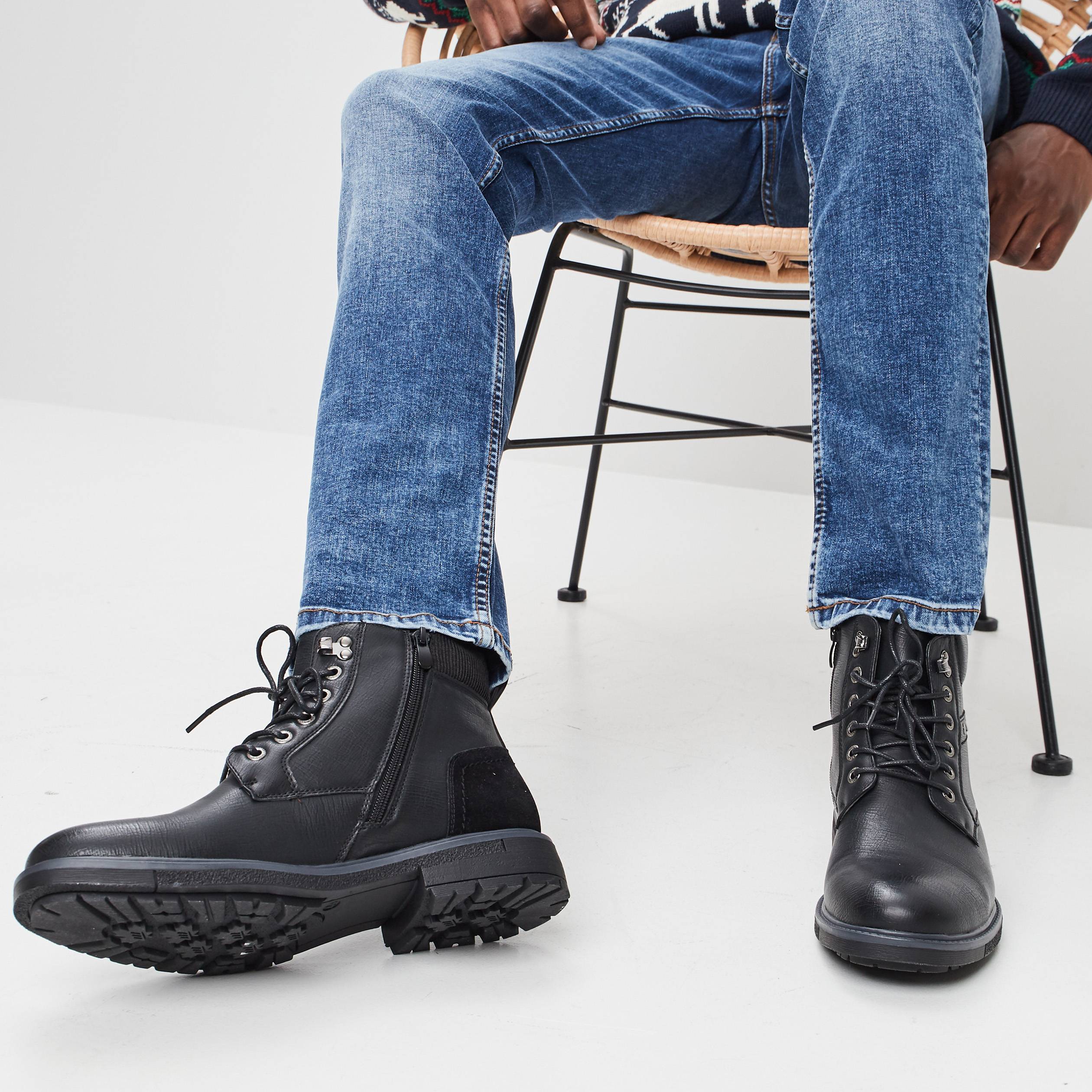 Bottines crantées zippées noir homme | La Halle