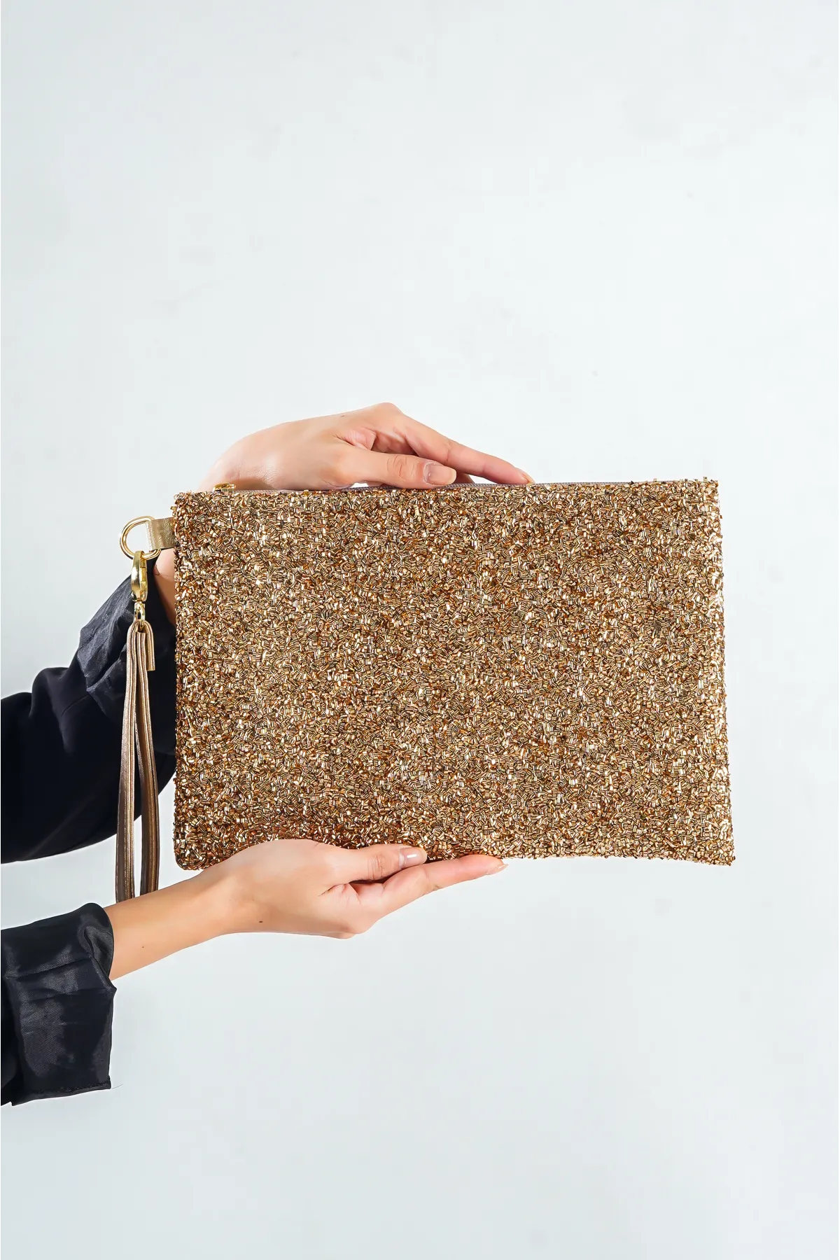 Capone Outfitters  Capone Beaded Paris 220 Gold Damen-Clutch