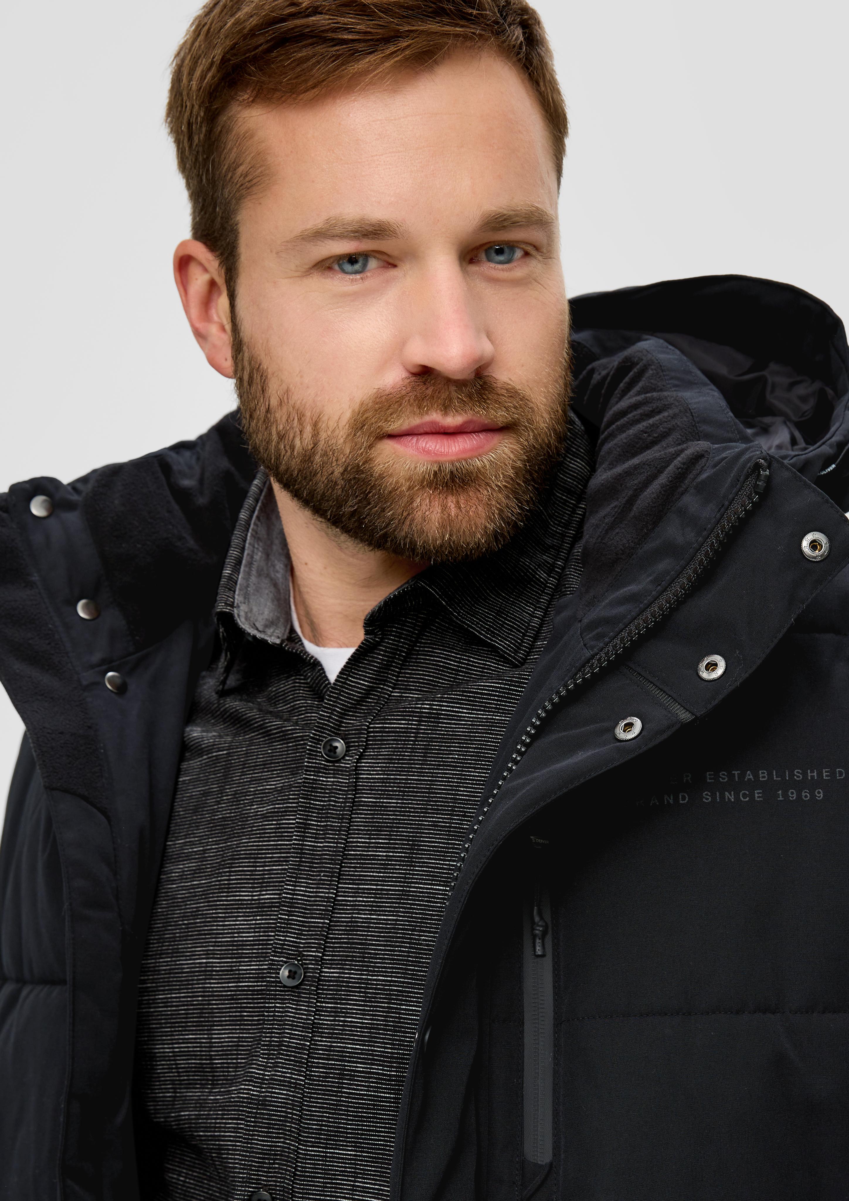 Steppjacke mit Schriftprint-Detail  2137167-9999