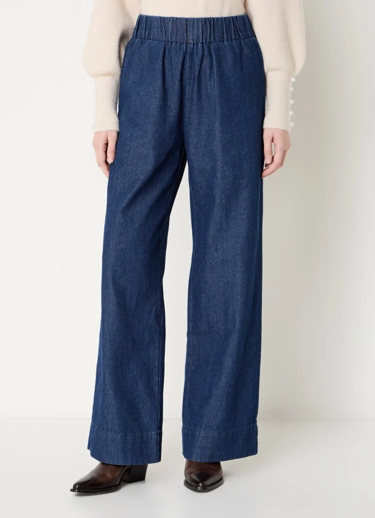 Pantaloni Yana Neo Noir cu talie înaltă, cu talie lată și buzunare laterale.