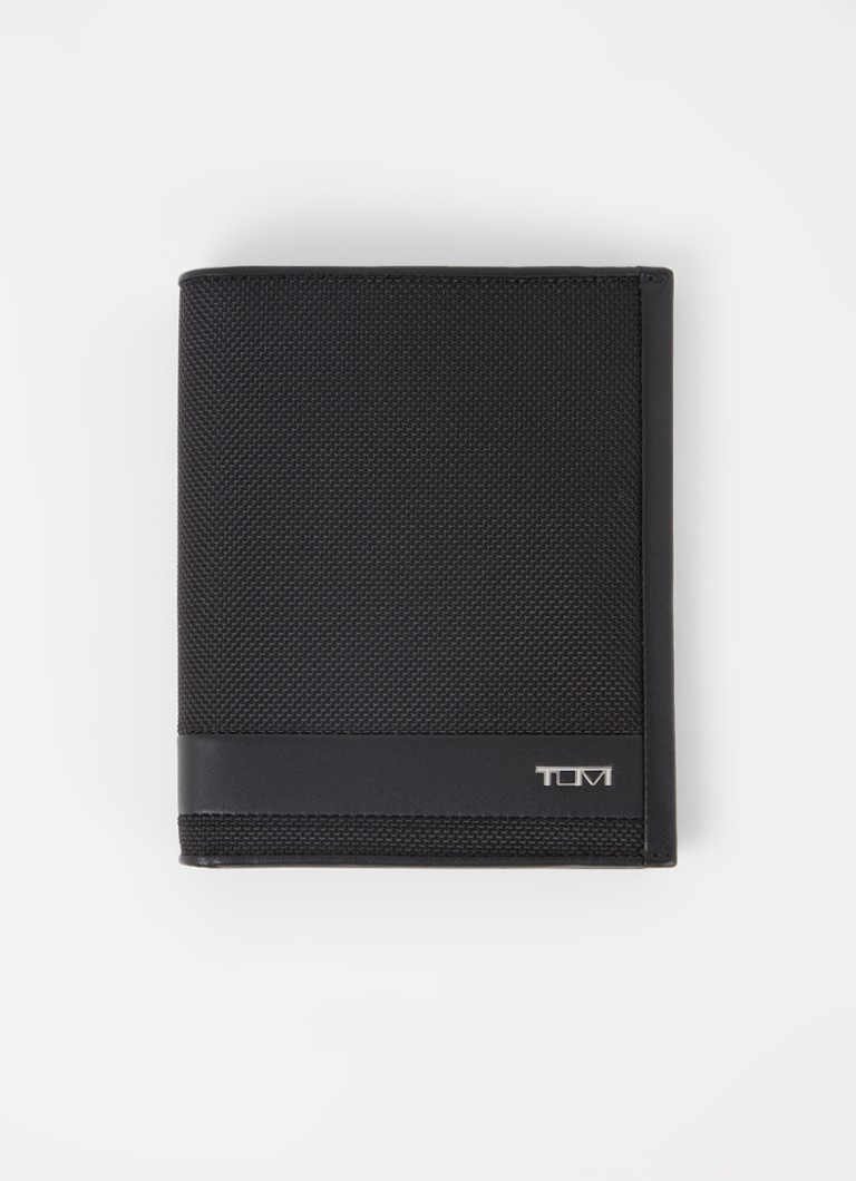 Tumi Alpha -passikotelo nahkayksityiskohdilla