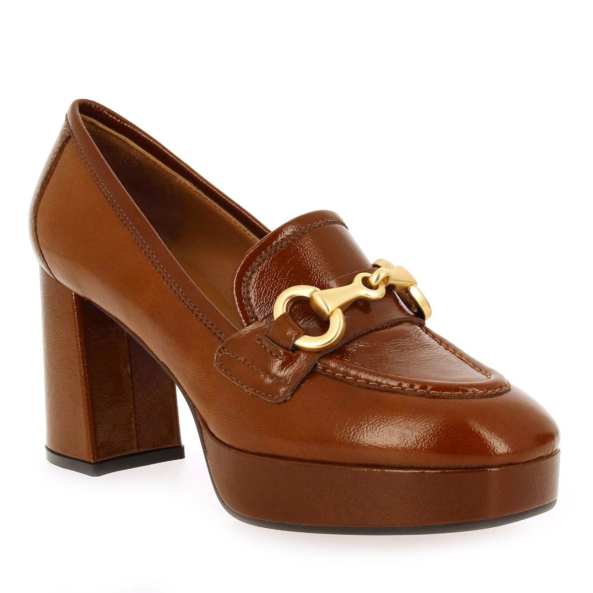 The Seller  S833 - cognac