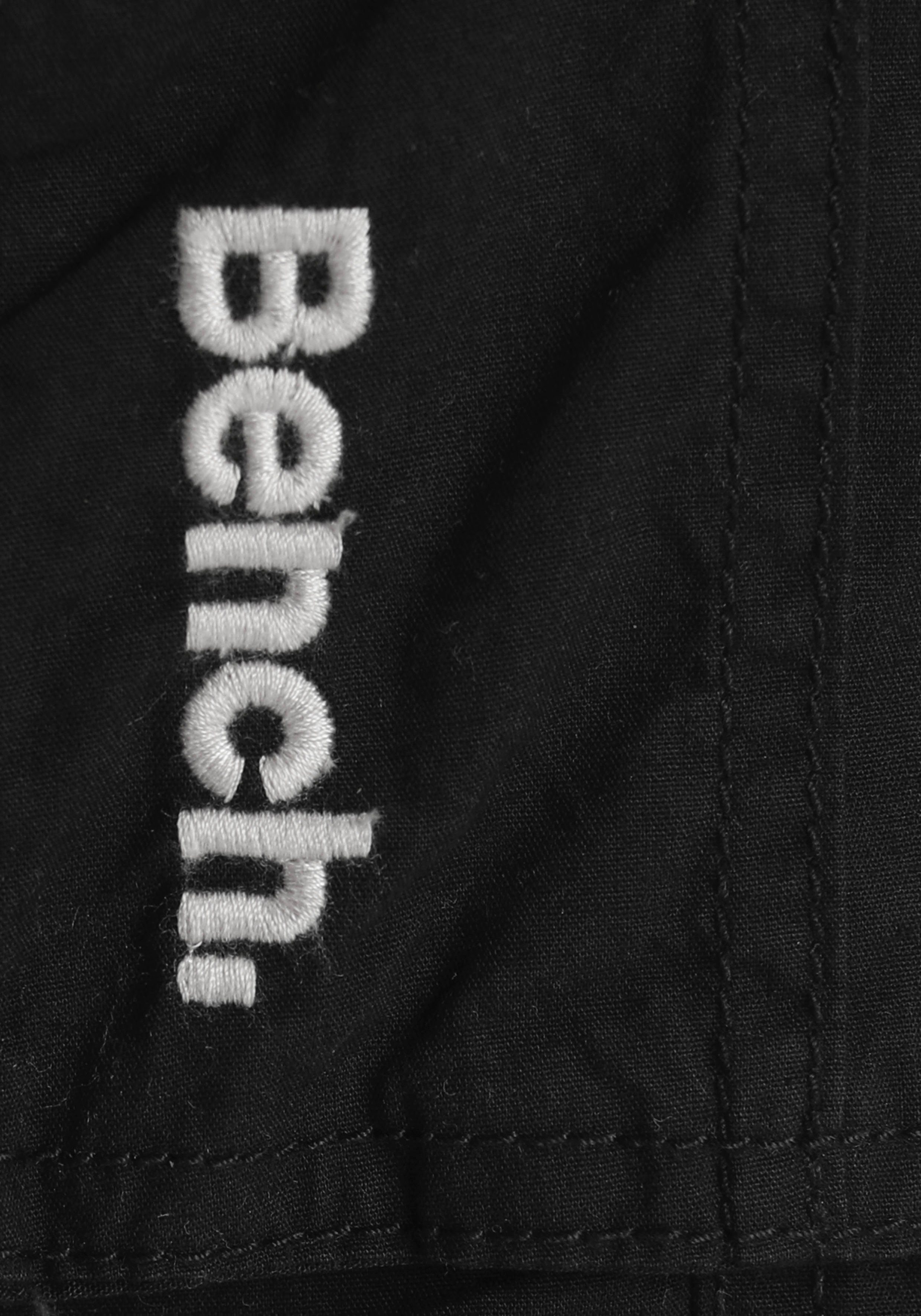 Bench. Bermudas (Set, 2-tlg., mit Gürtel) mit vielen Taschen und Gürtel