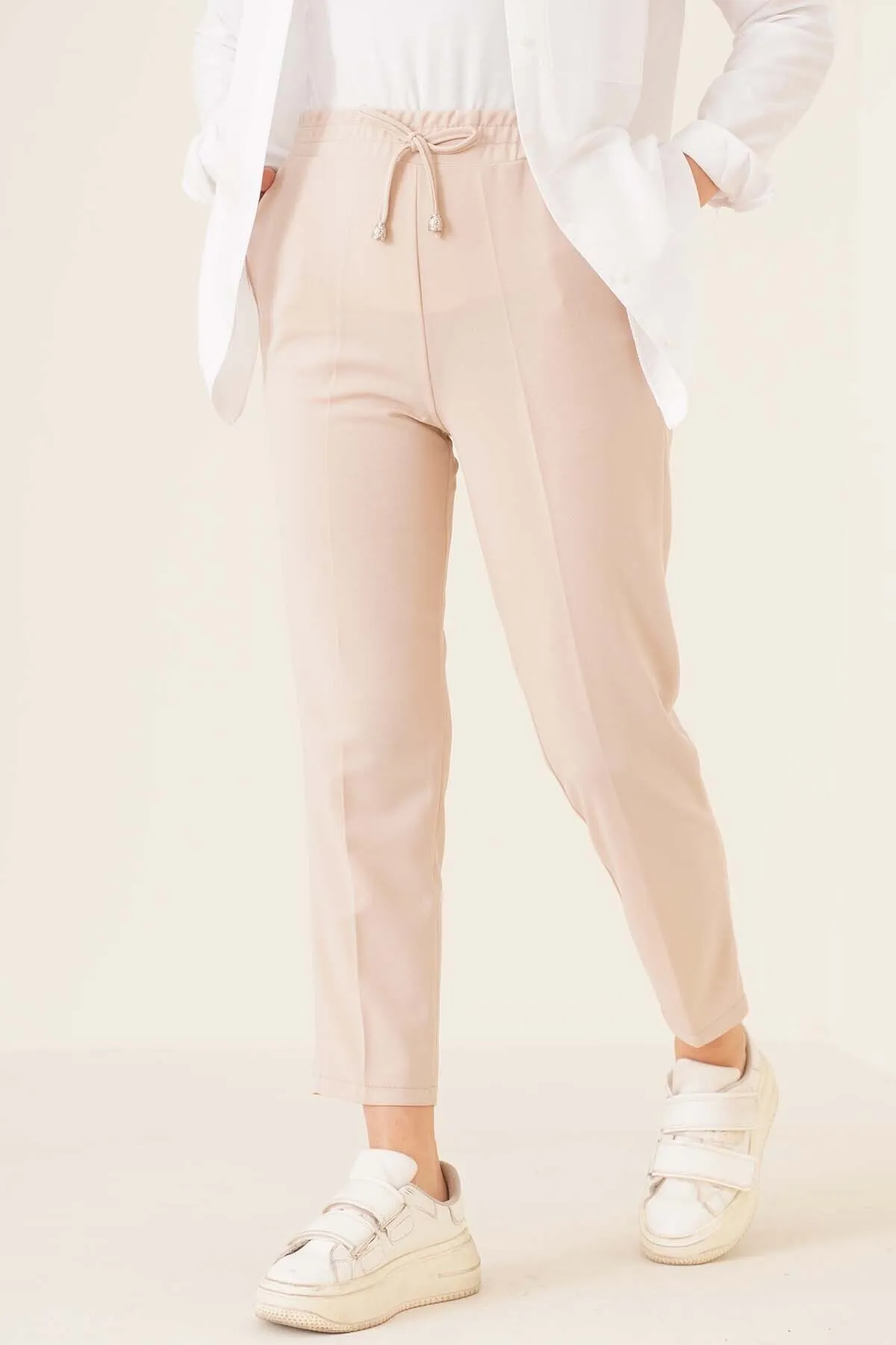 benguen  6624 Knöchelhose mit elastischem Bund und Seildetails, Beige