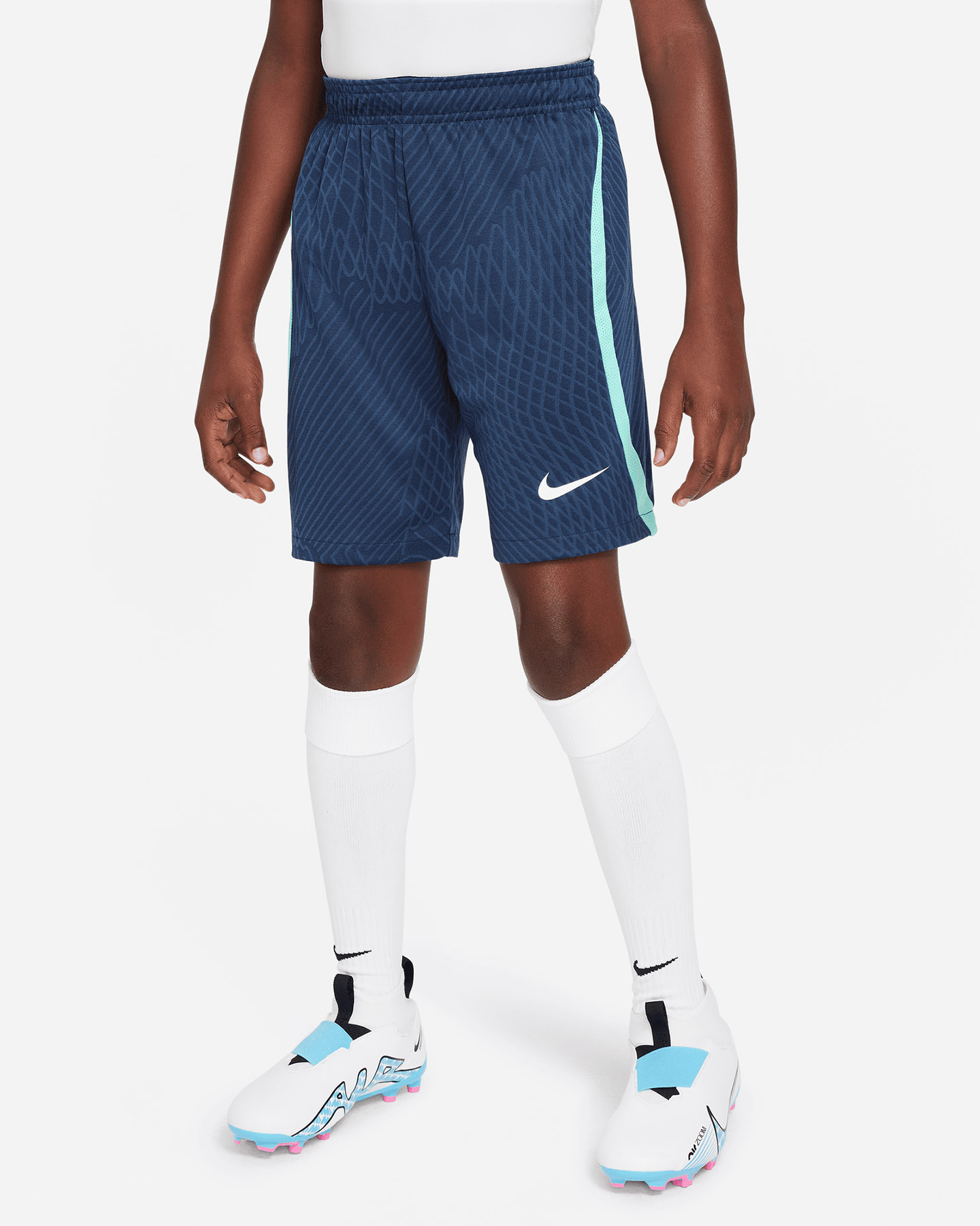 Futbalové šortky Nike Strike Soccer Jr FD0314-410