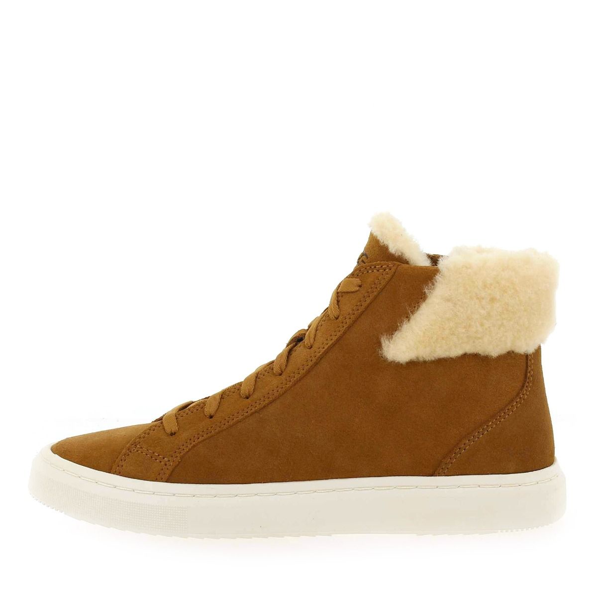 UGG  ALAMEDA ZIP - Camel