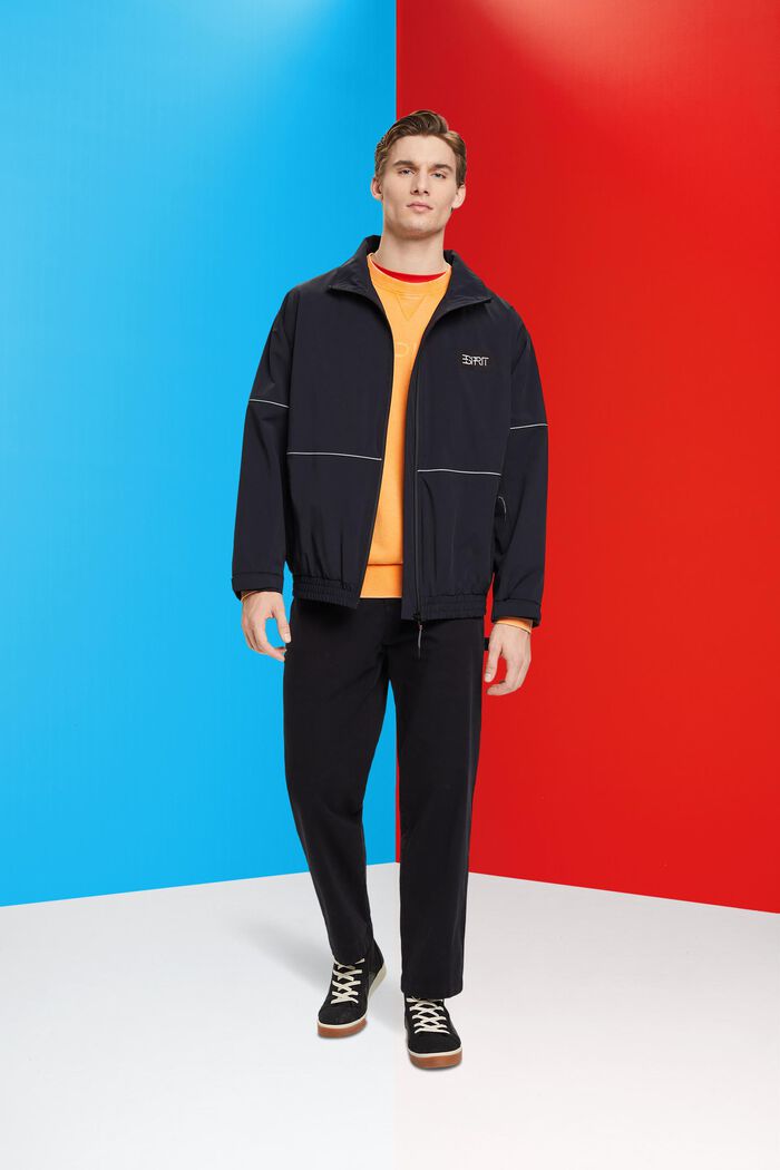 Windbreaker im Oversize-Look