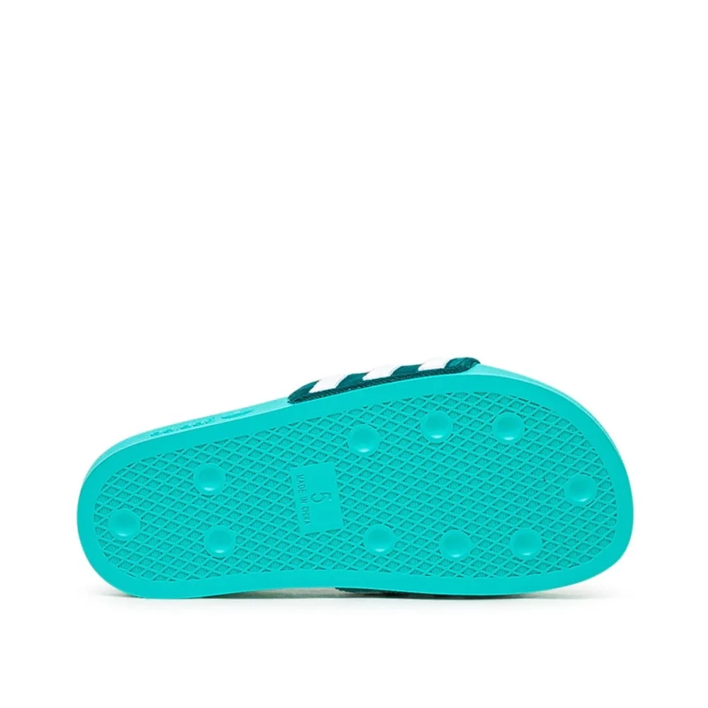 adidas Adilette W GX3371 / grün