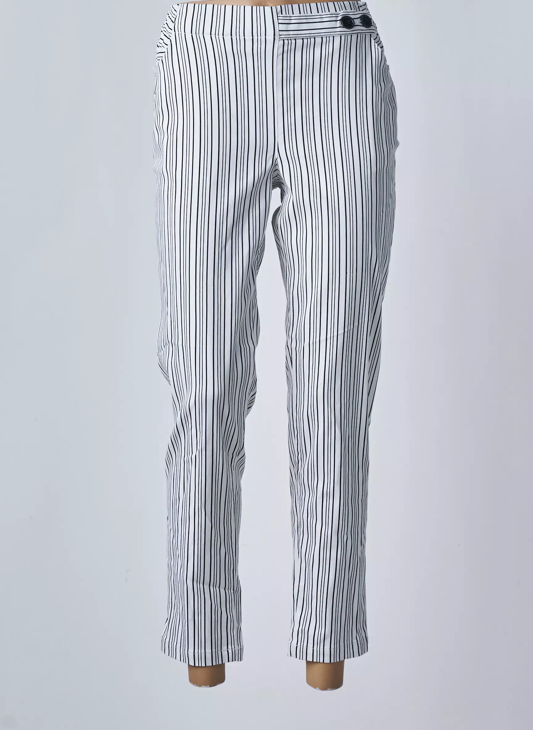 Mado Et Les Autres Pantalon7 8 Femme couleur beige