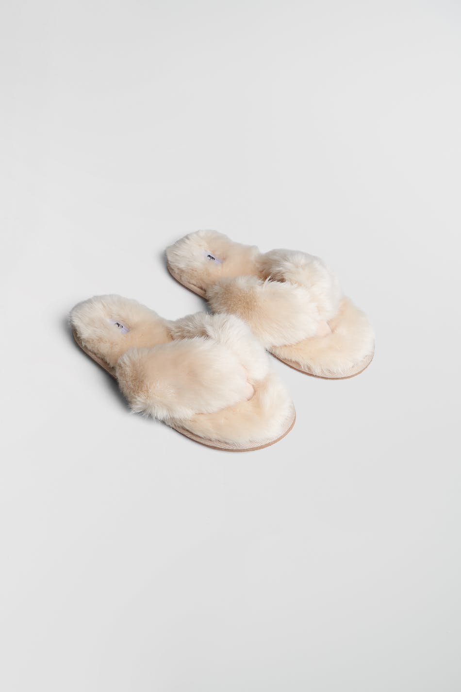 Faux fur flip-flop sandals