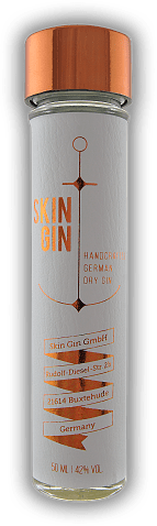 Skin Gin - Edition blanc Röhrchen 0,05 Liter Skin Gin - Edition blanc Röhrchen 0,05 Liter Extravaganter und handgefertigter Dry Gin aus Deutschland. 0,05	 Liter - Vol 42%