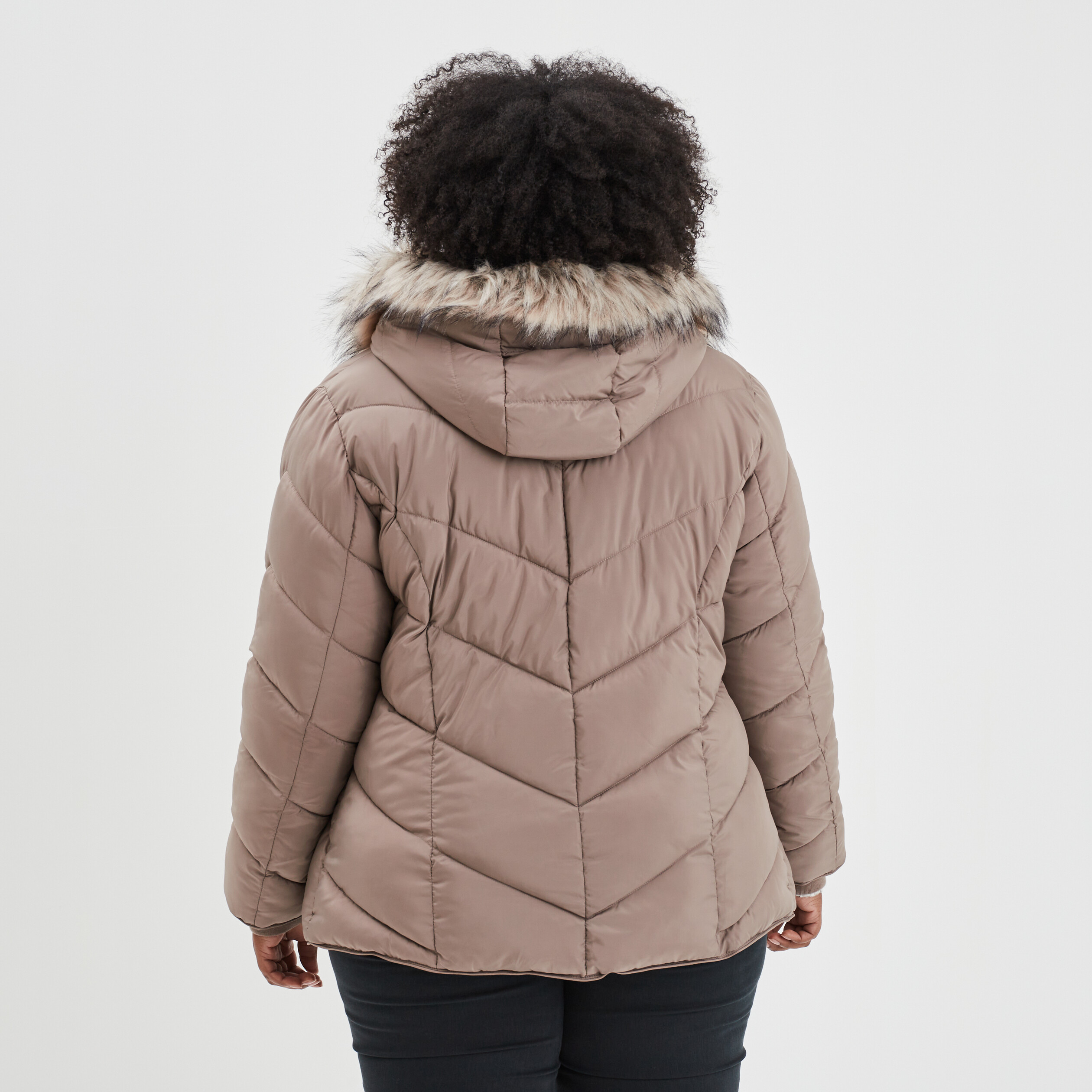 Doudoune courte à capuche fourrure gris foncé femme grande taille | La Halle