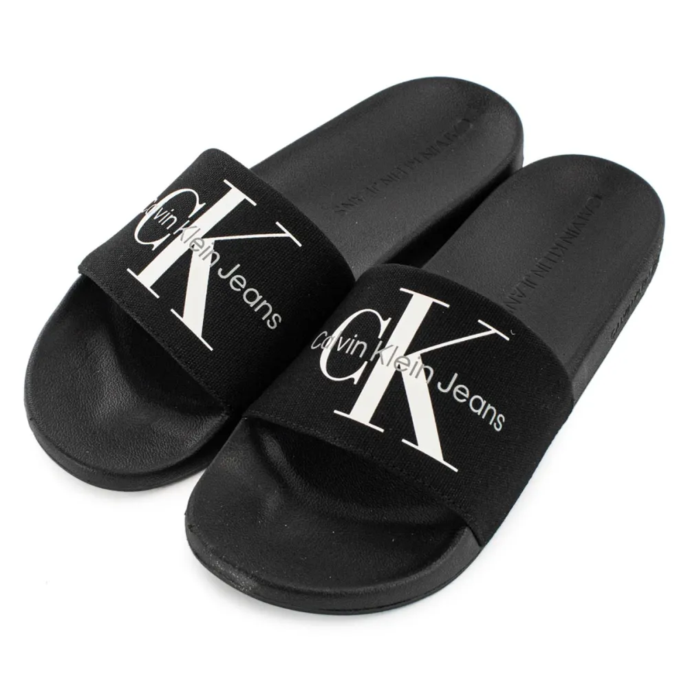 Calvin Klein Slide Monogram YM00061-BDS / schwarz