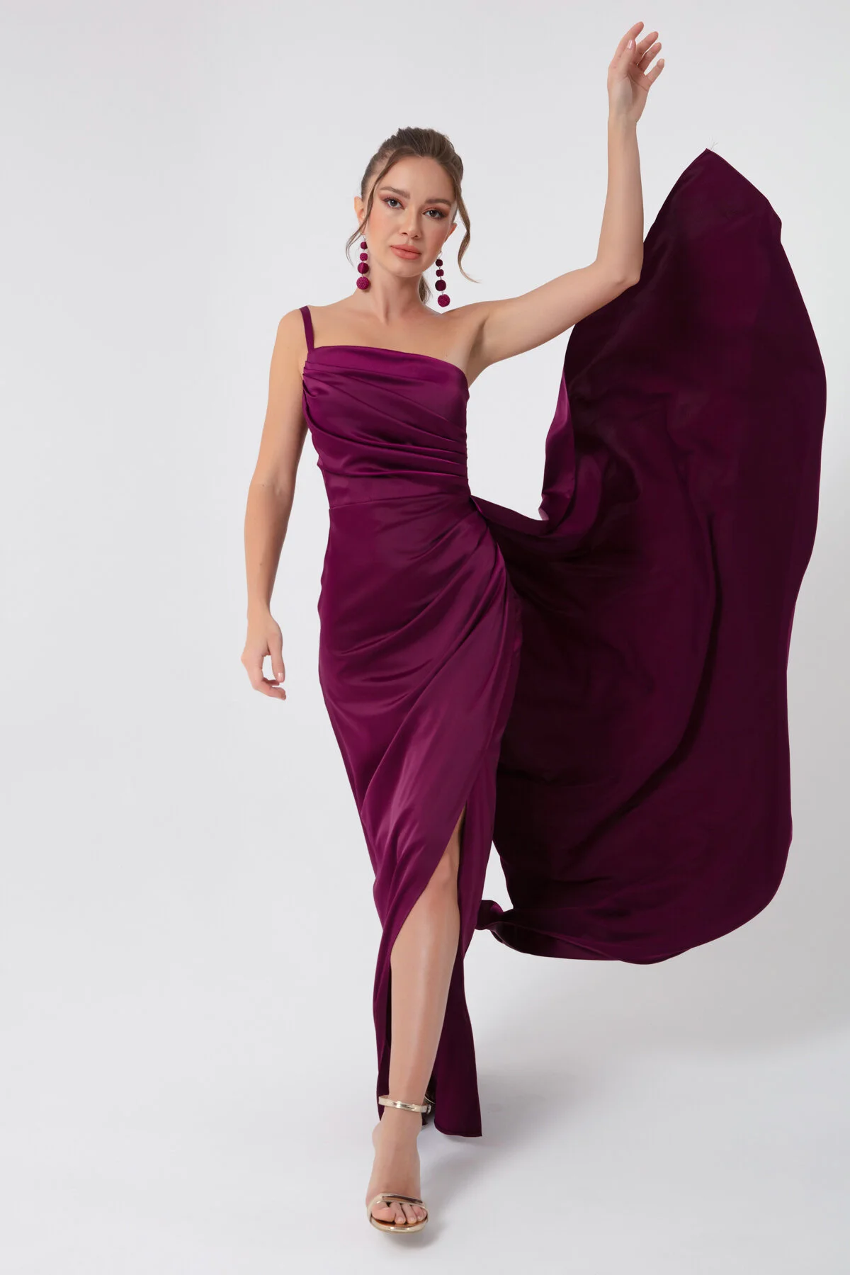 Lafaba  Pflaumenfarbenes One-Shoulder-Satin-Abend- und Abschlusskleid für Damen