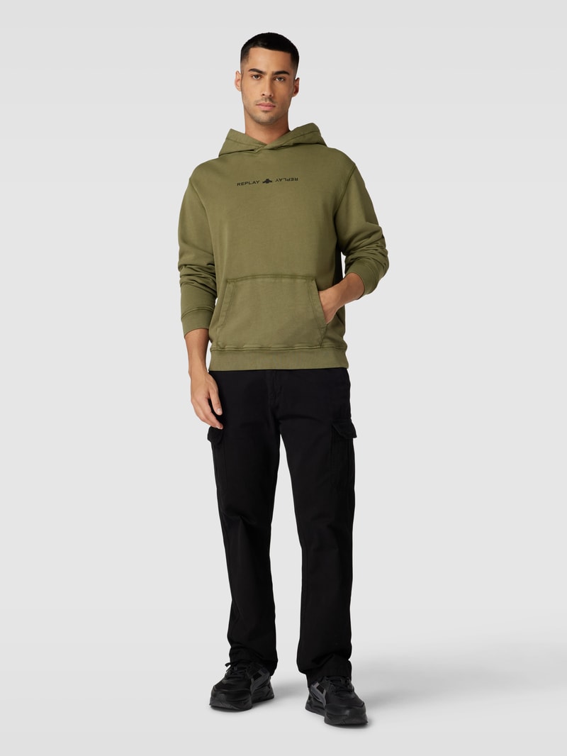 Hoodie mit Känguru-Tasche in khaki