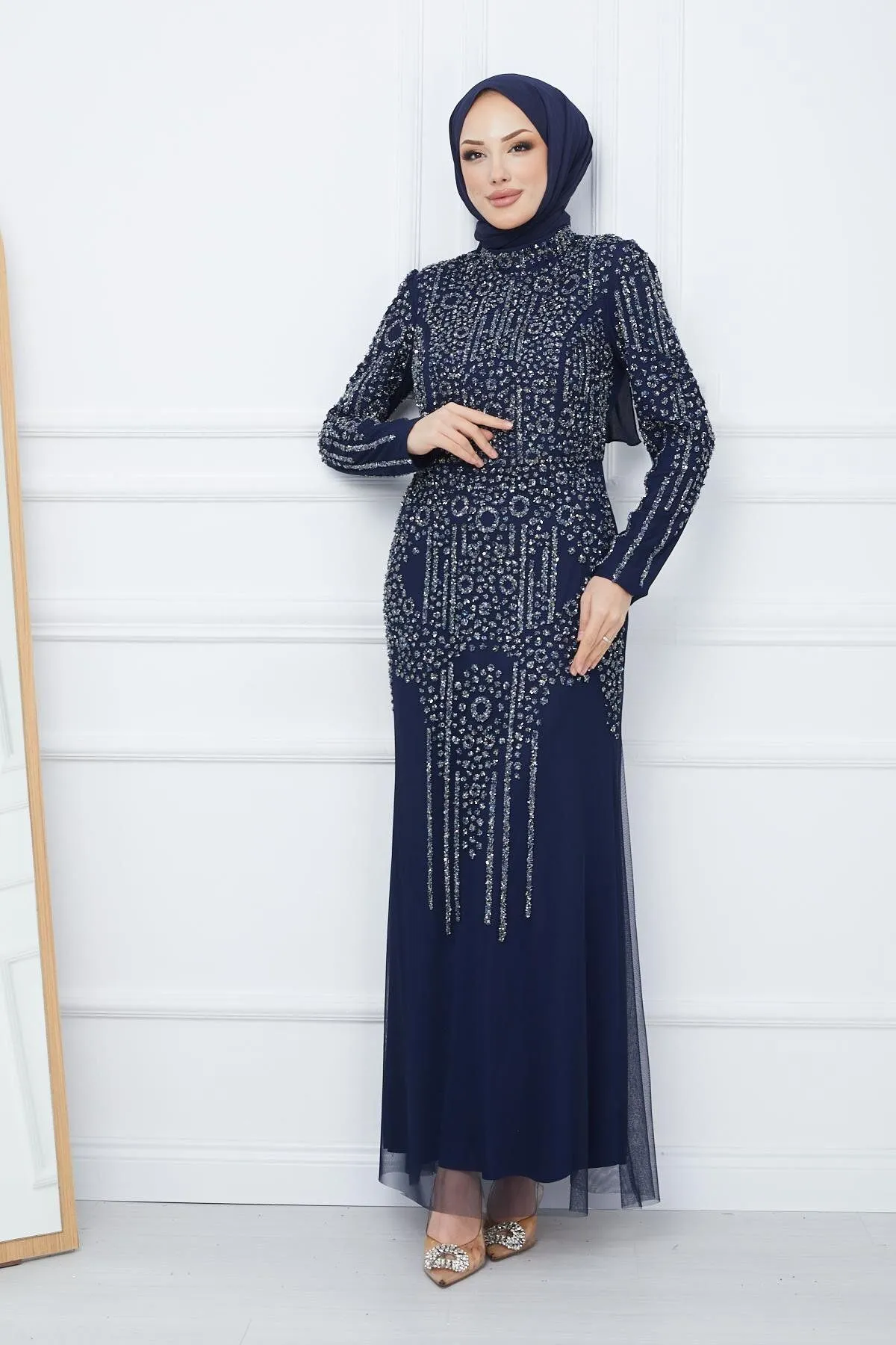 Olcay  Mit Perlen und Juwelen besetztes Tüll-Hijab-Abendkleid, MARINEBLAU 1663